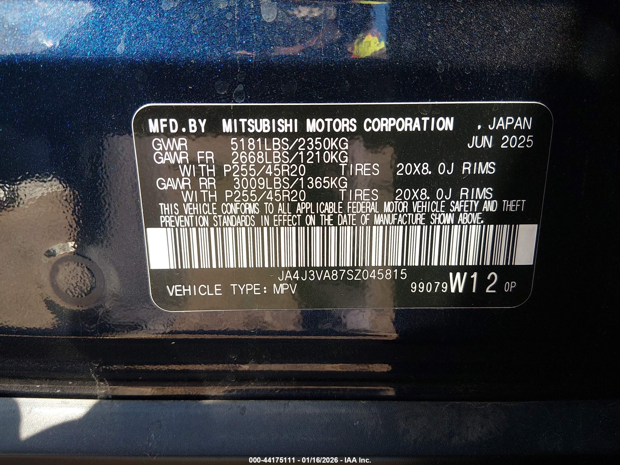 MITSUBISHI OUTLANDER image 9