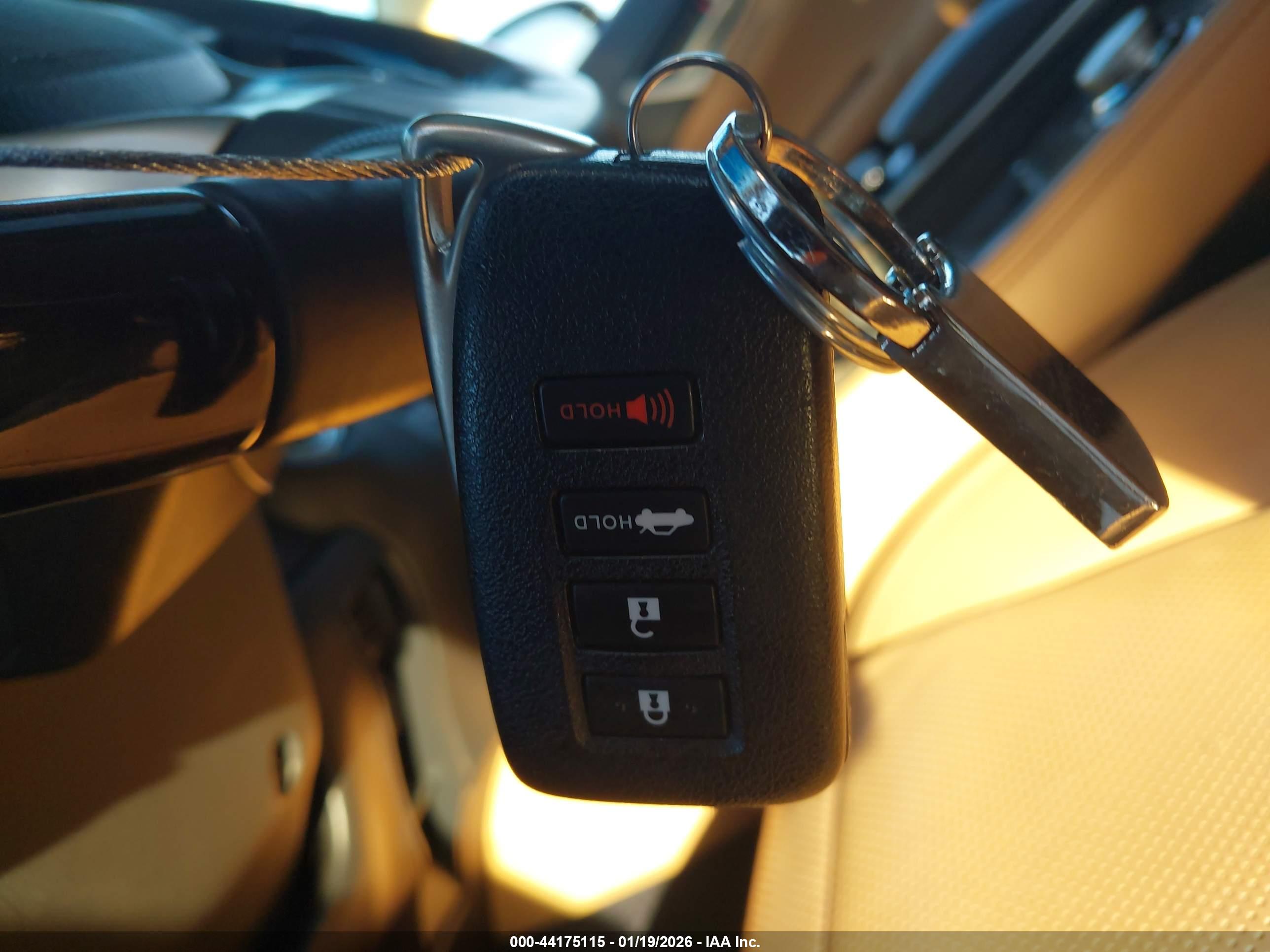 LEXUS GS image 11