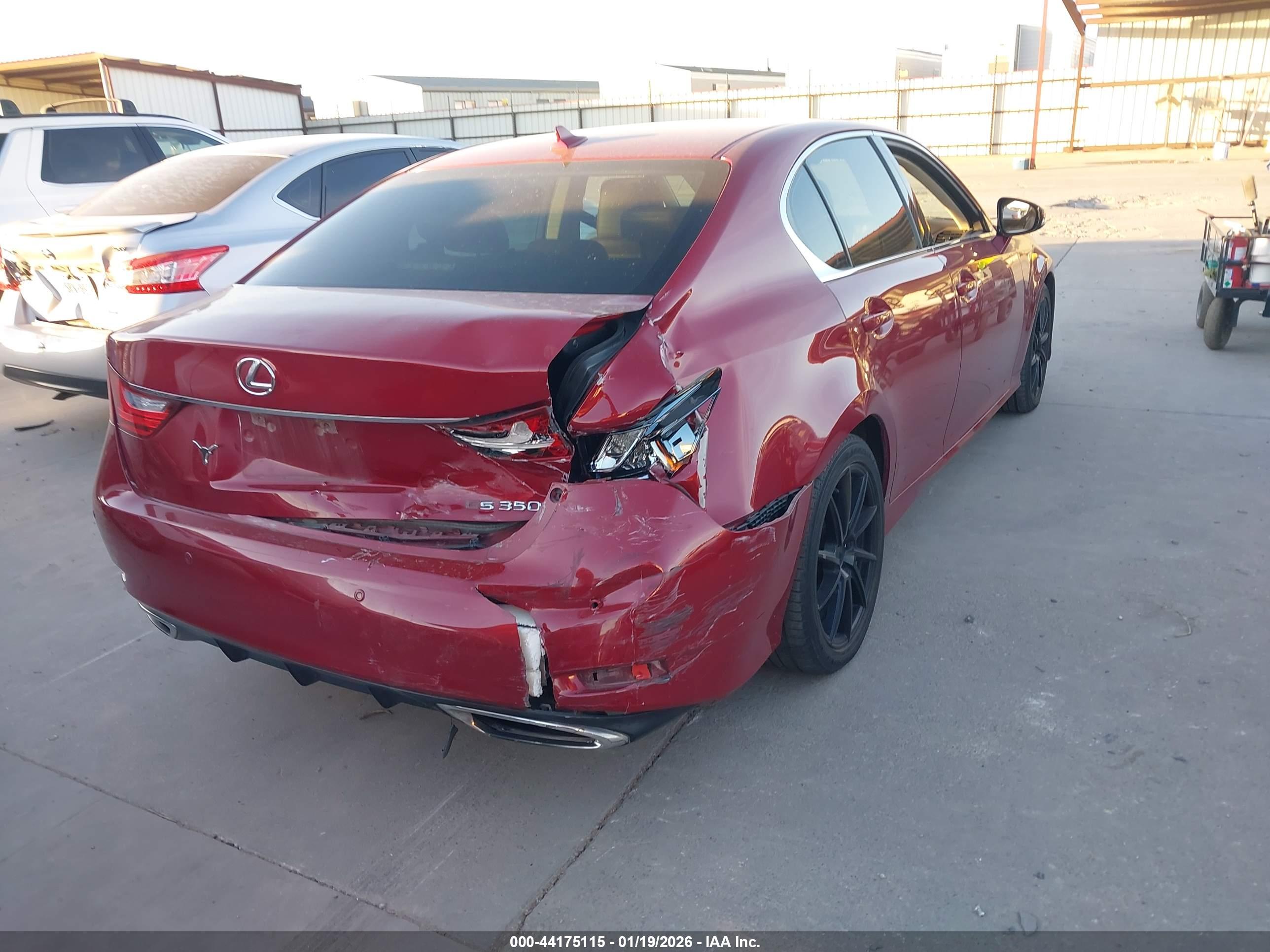 LEXUS GS image 4