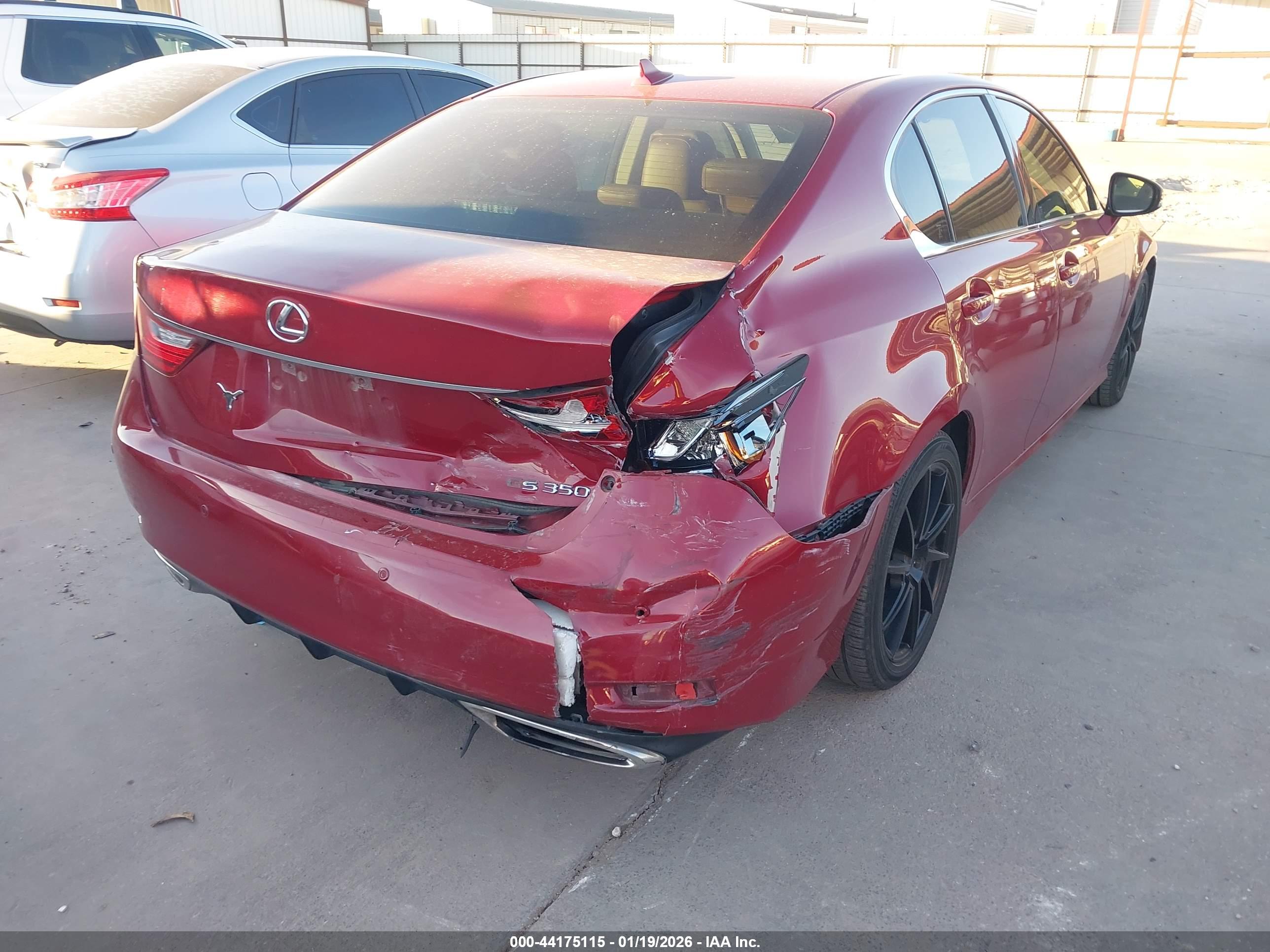 LEXUS GS image 6