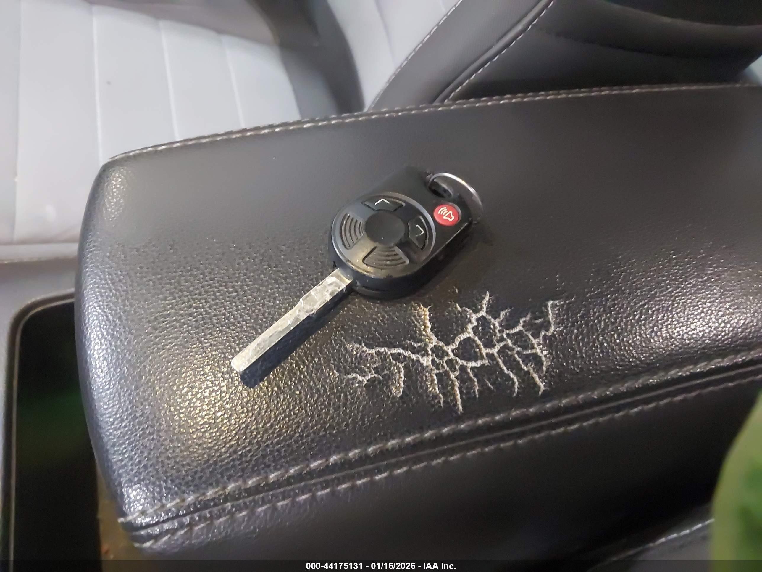 FORD ESCAPE image 11