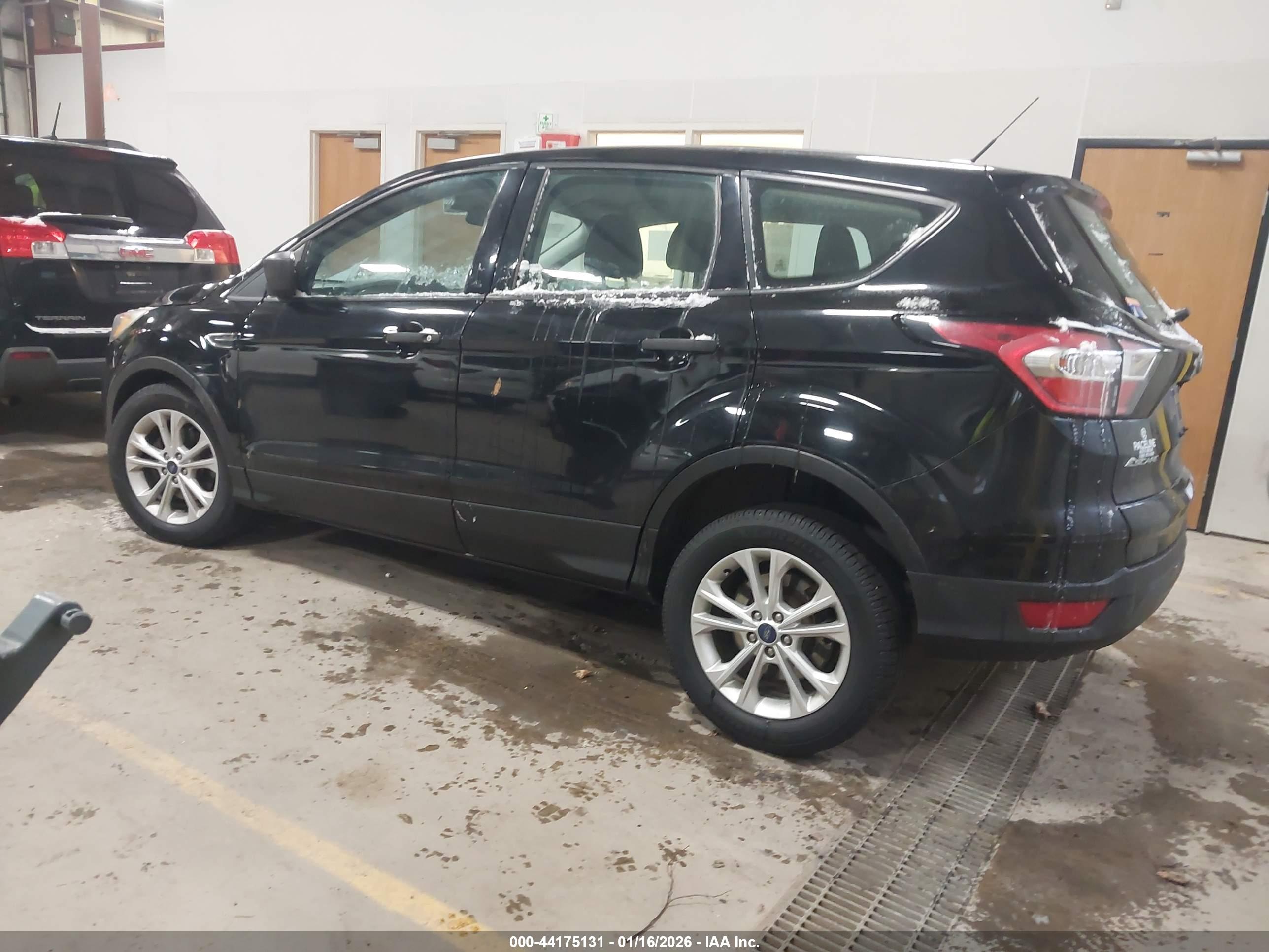 FORD ESCAPE image 3