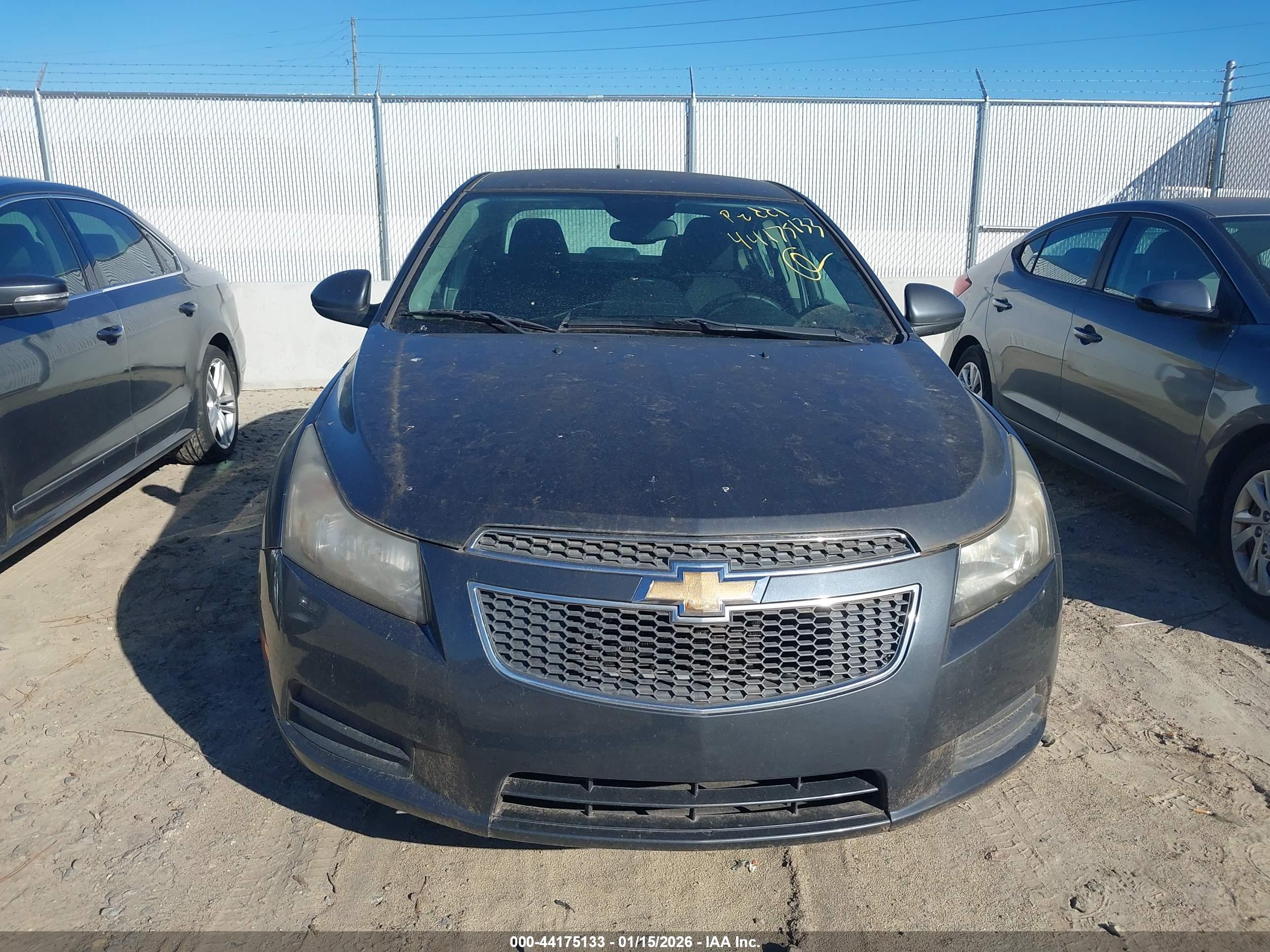 CHEVROLET CRUZE image 6