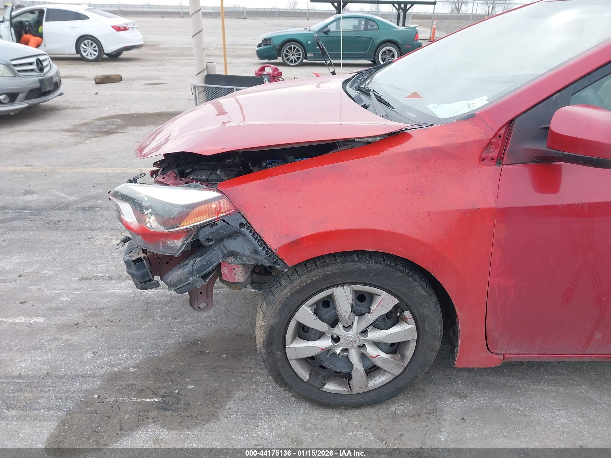 TOYOTA COROLLA image 6