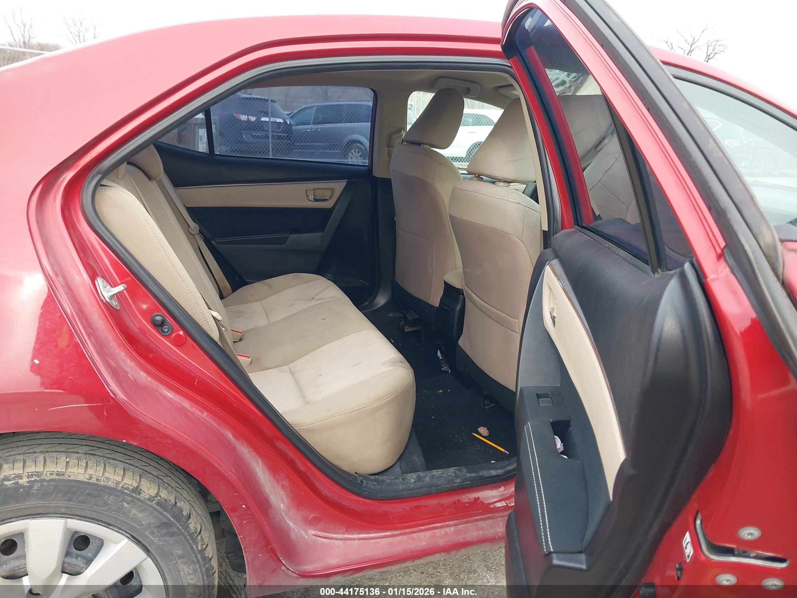 TOYOTA COROLLA image 8