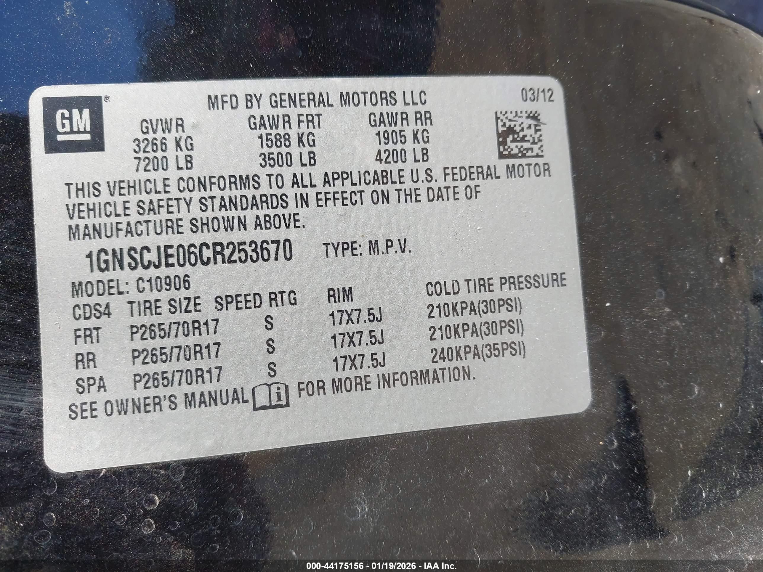 CHEVROLET SUBURBAN image 9