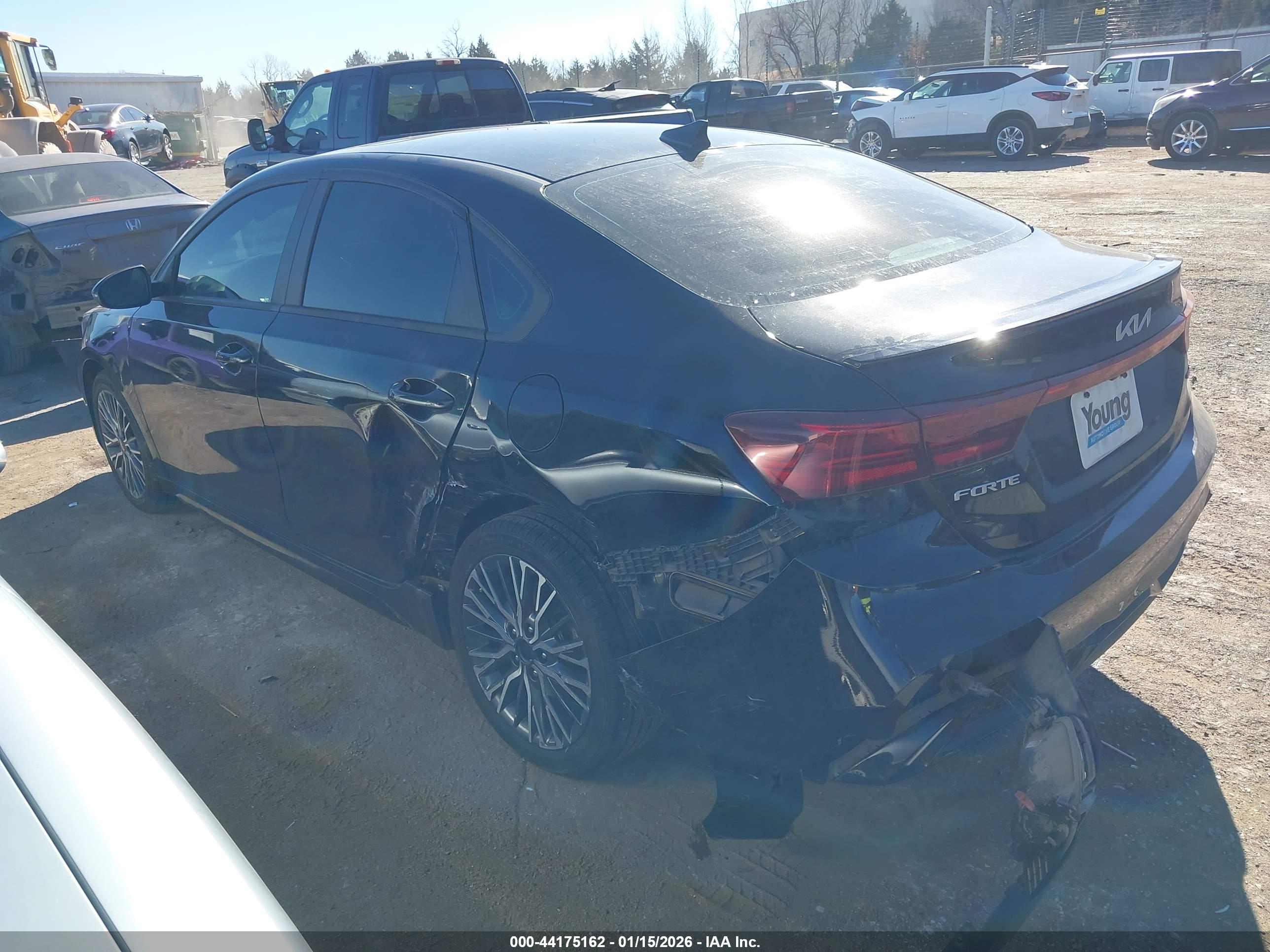 KIA FORTE image 3