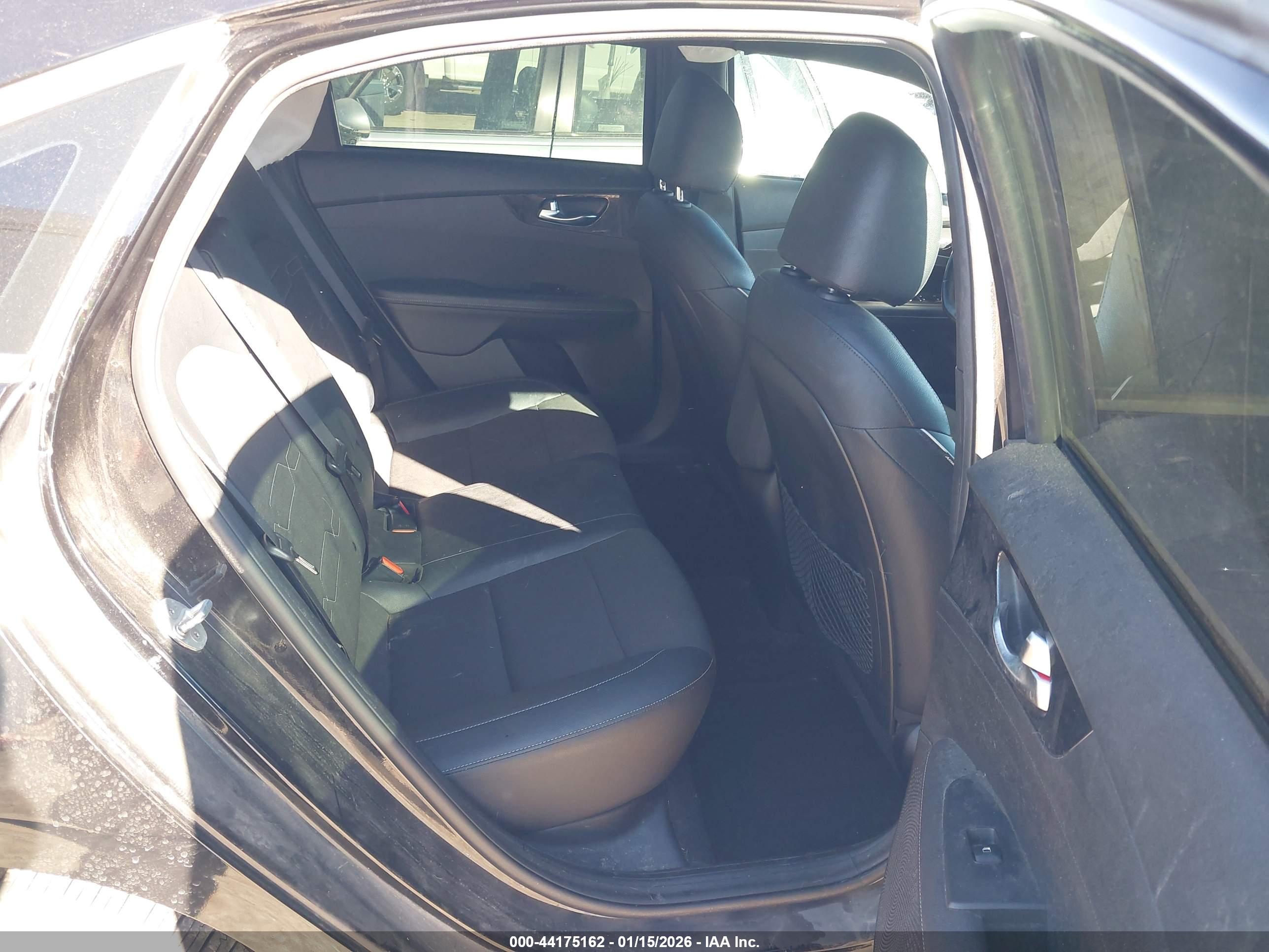 KIA FORTE image 8