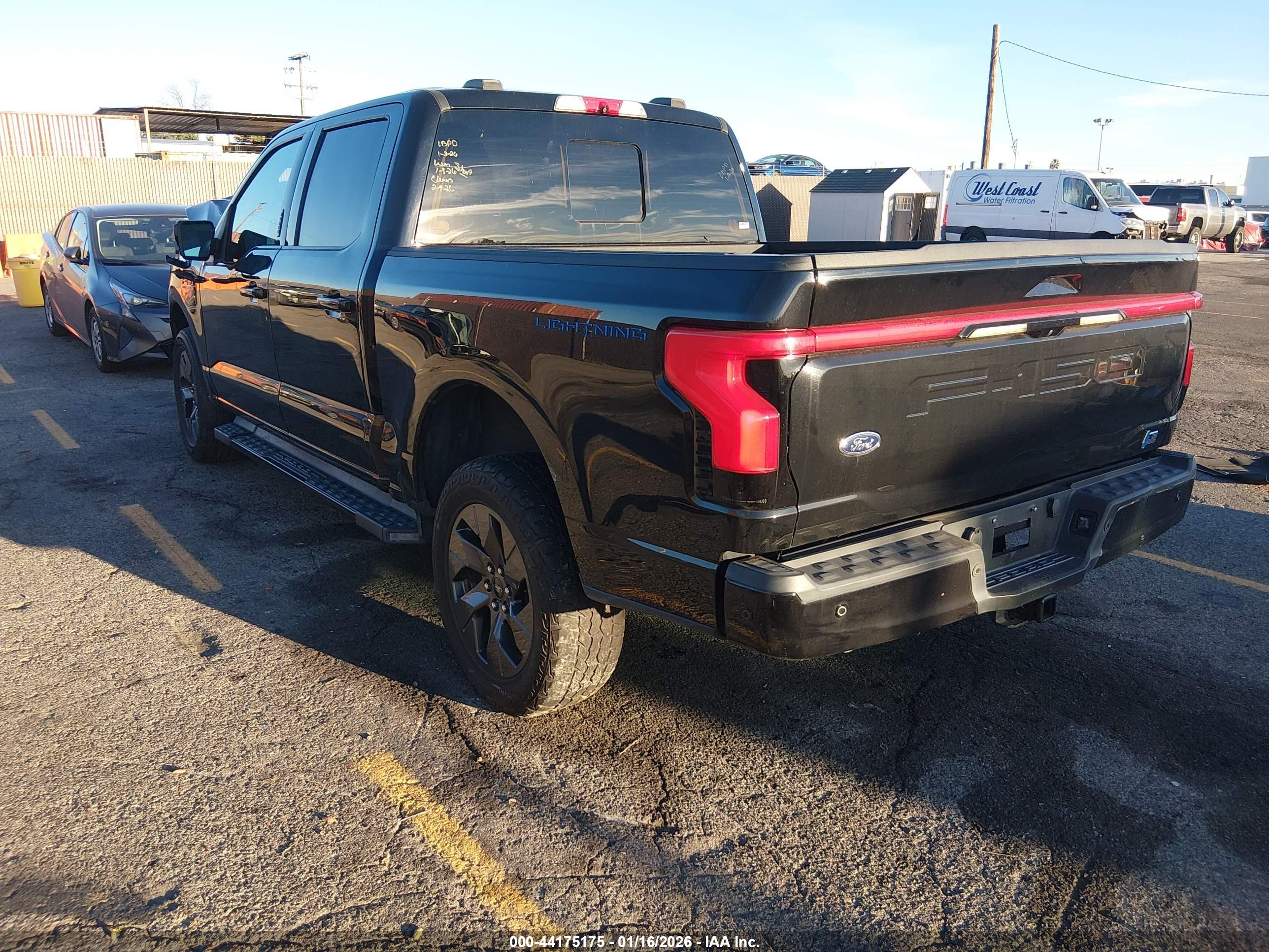 FORD F-150 image 3