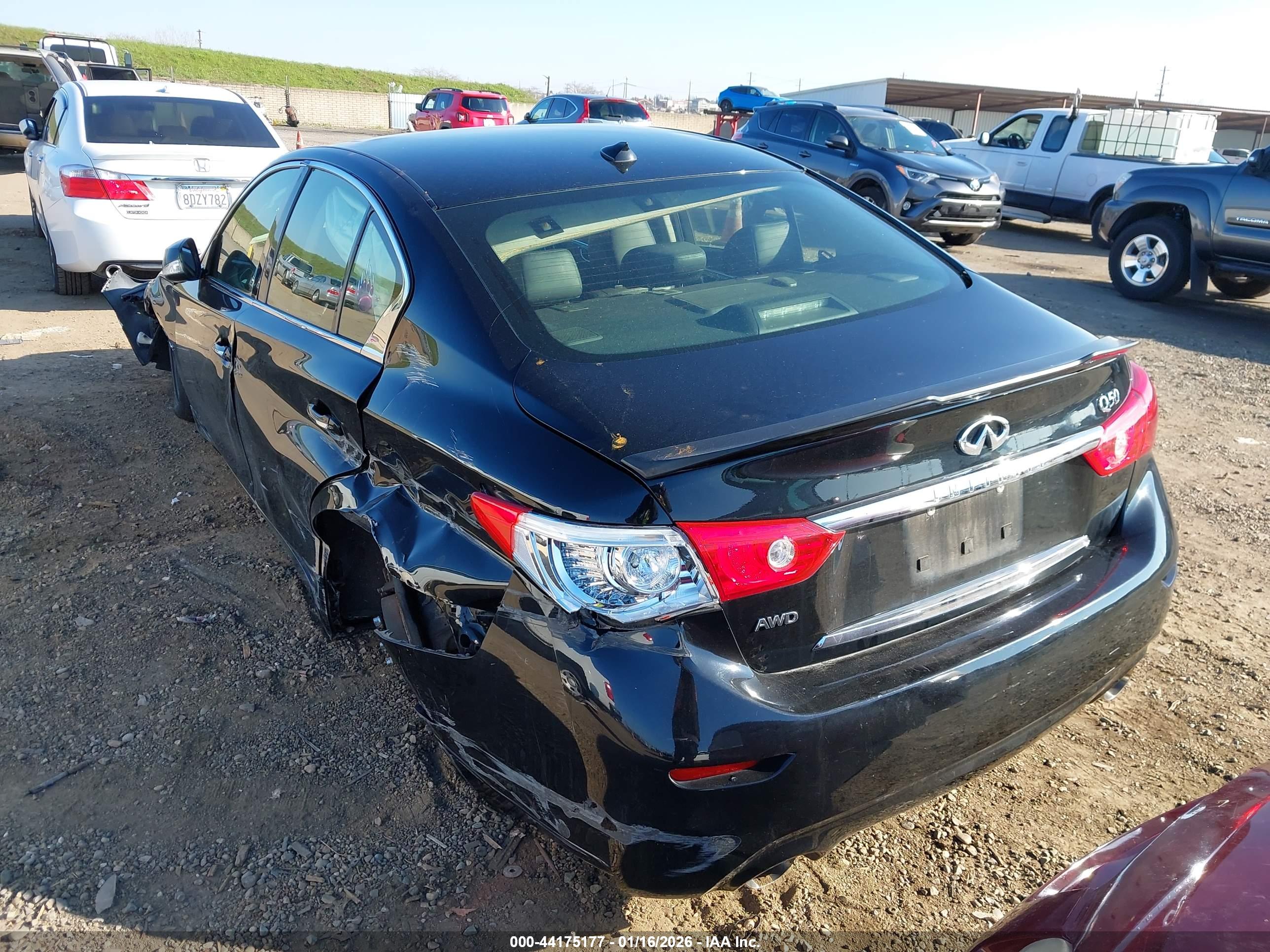 INFINITI Q50 image 3