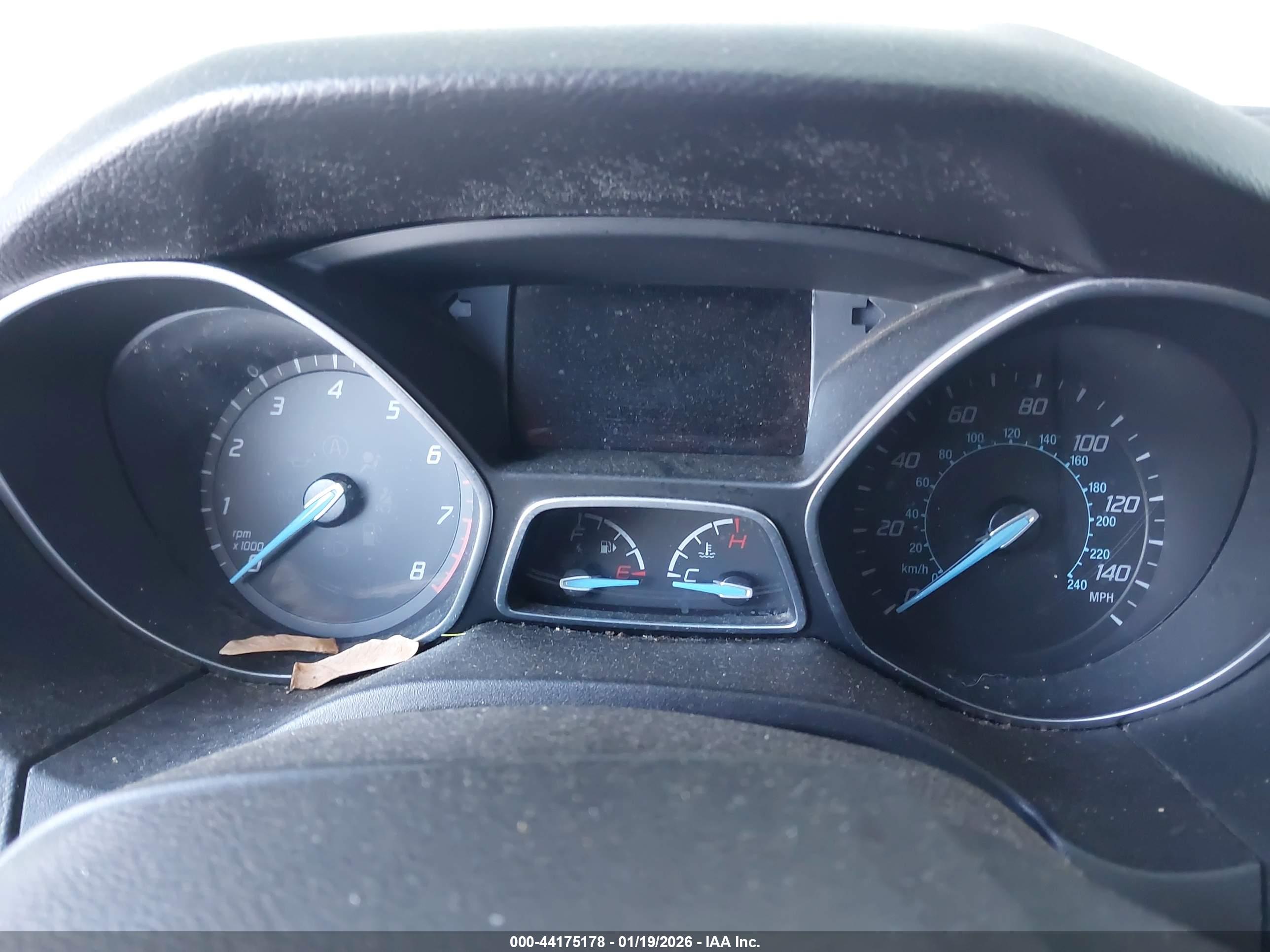 FORD FOCUS image 7