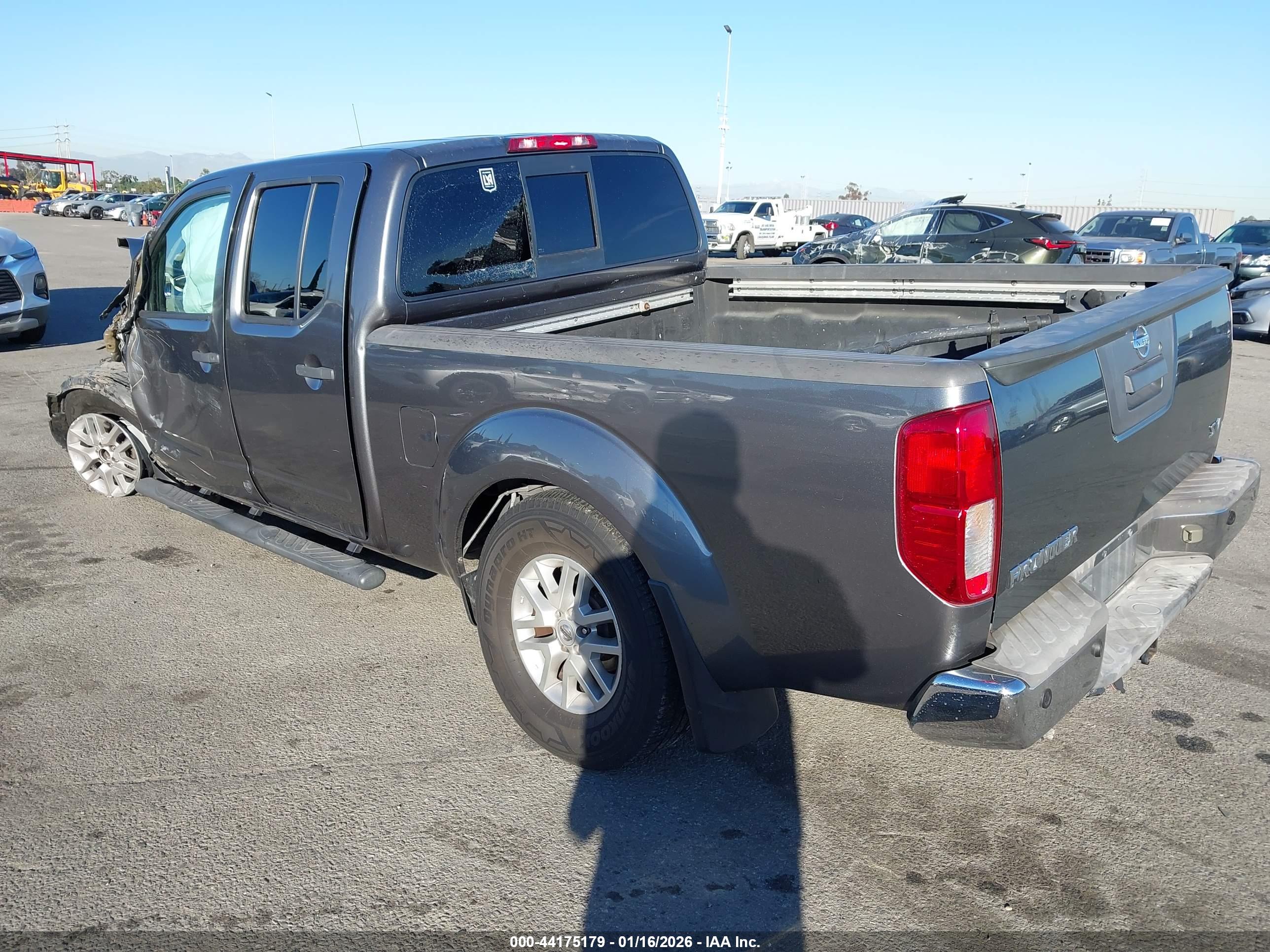 NISSAN FRONTIER image 3