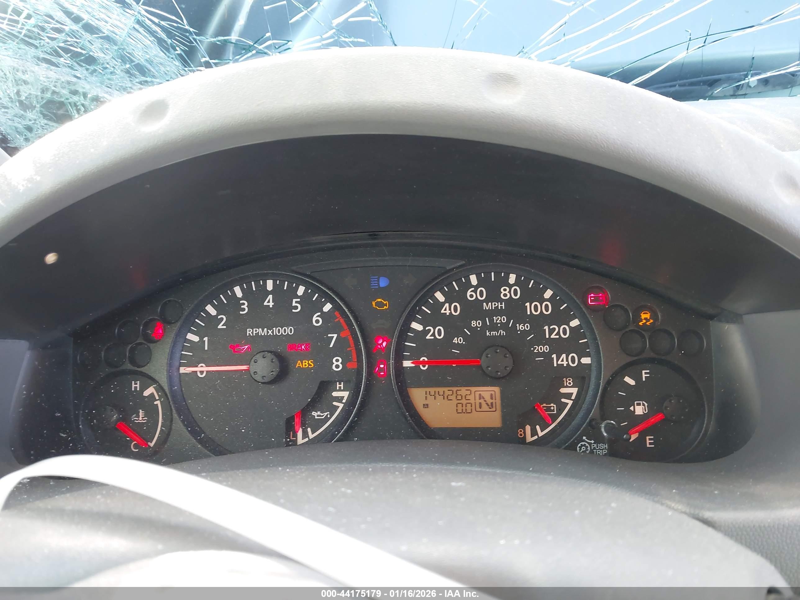 NISSAN FRONTIER image 7