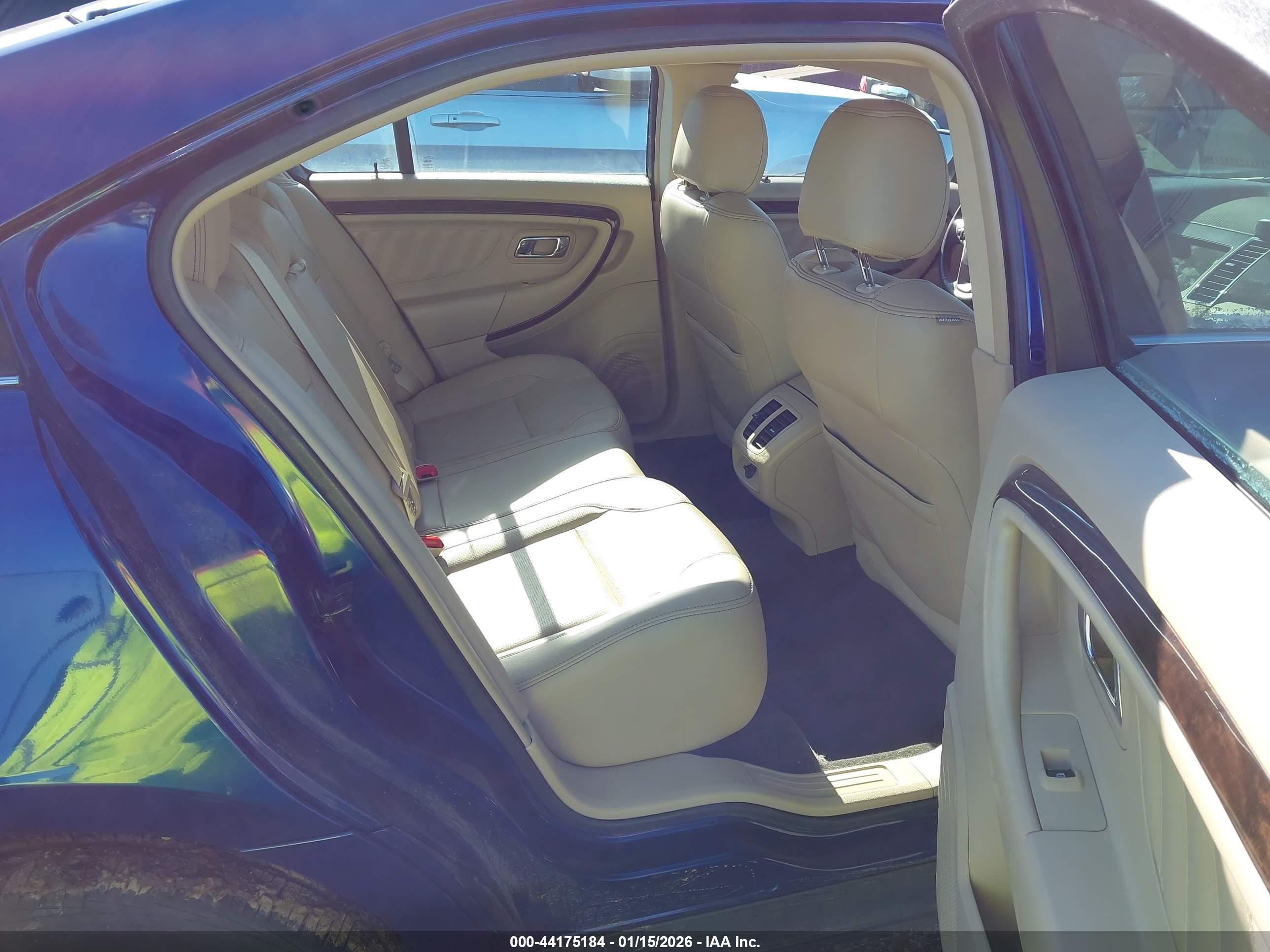 FORD TAURUS image 8