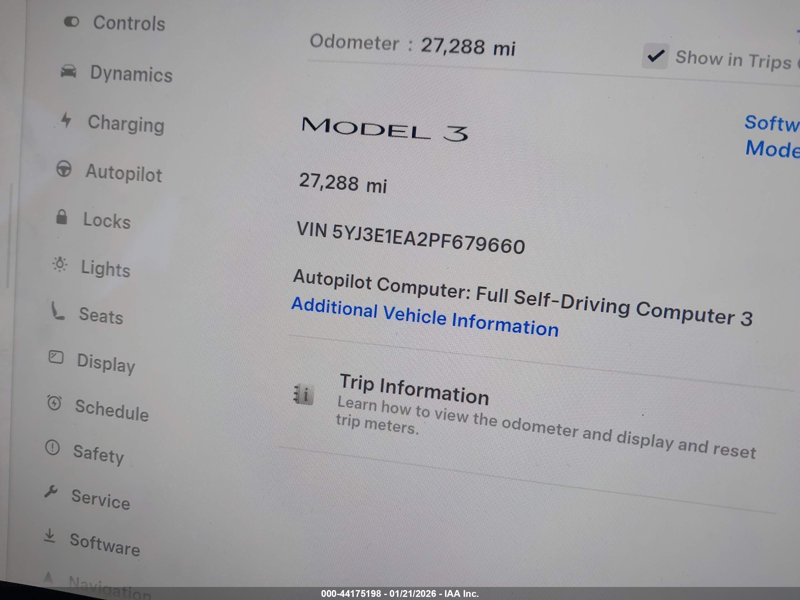 TESLA MODEL image 7
