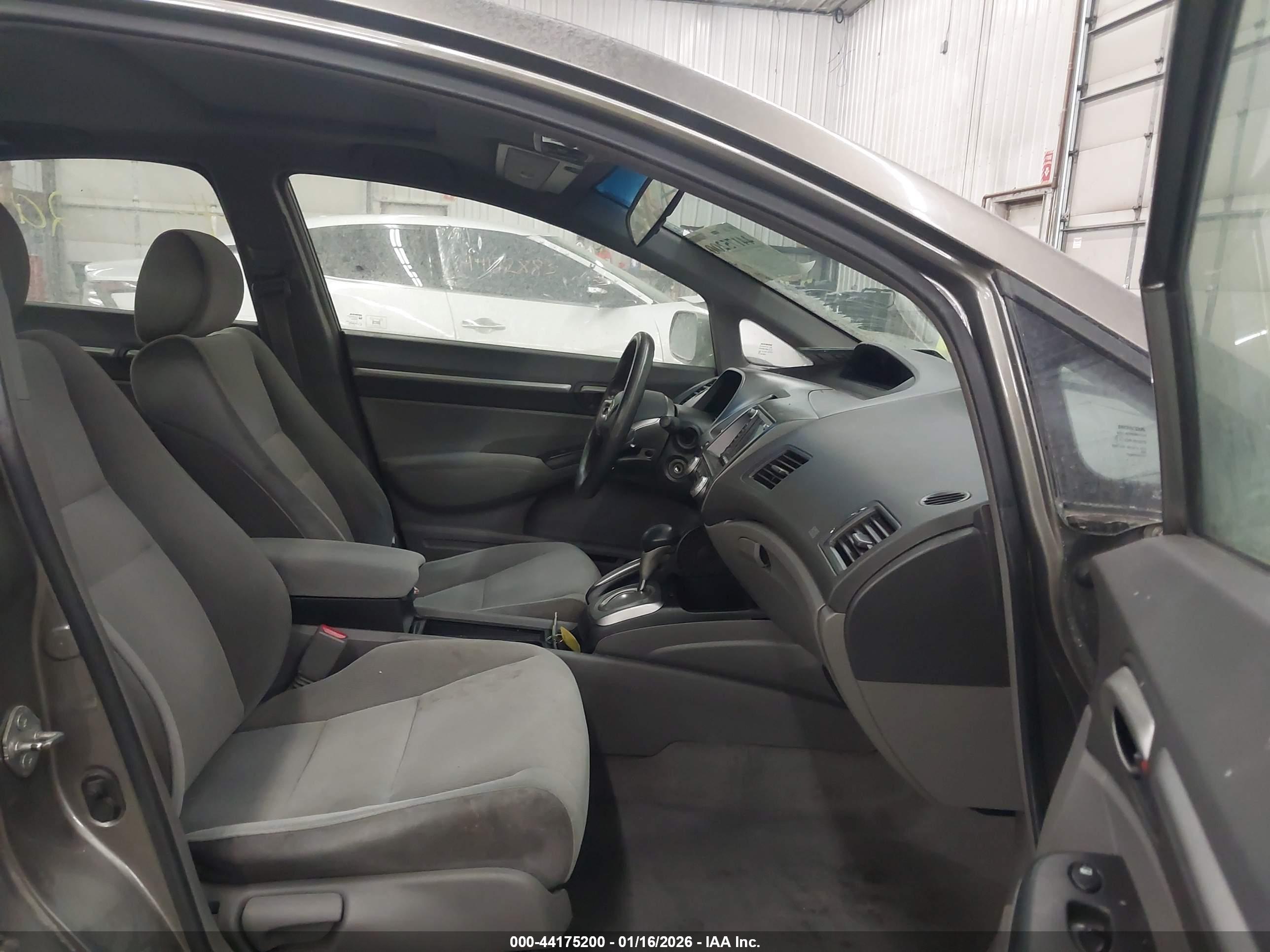 HONDA CIVIC image 5