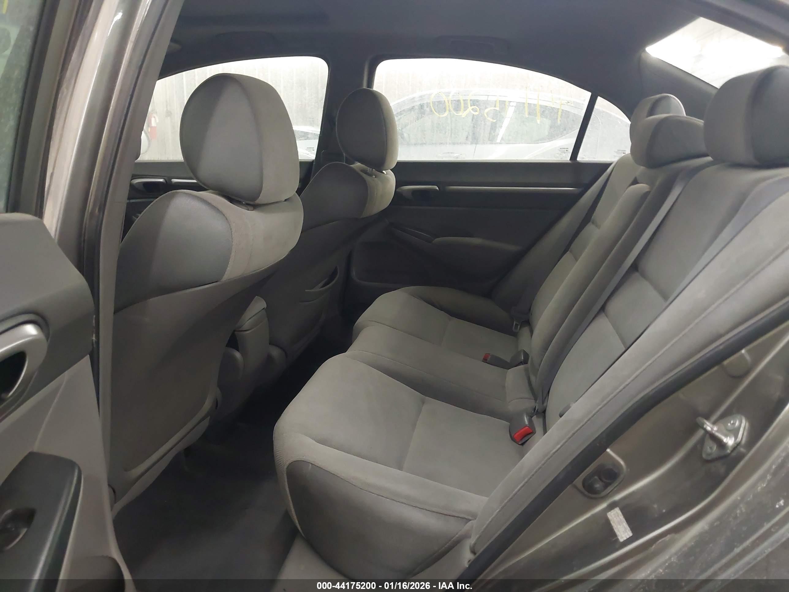 HONDA CIVIC image 8