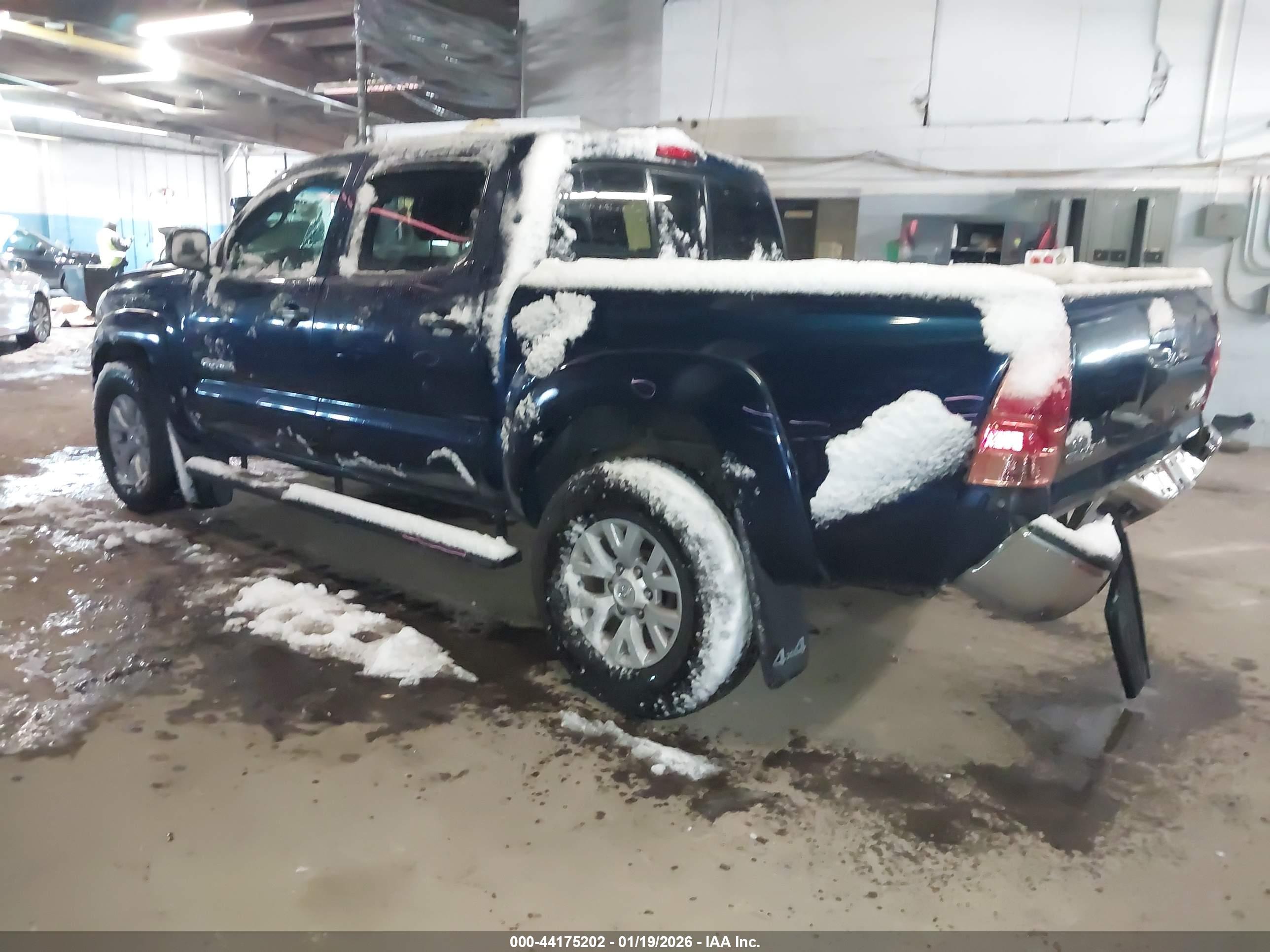 TOYOTA TACOMA image 3