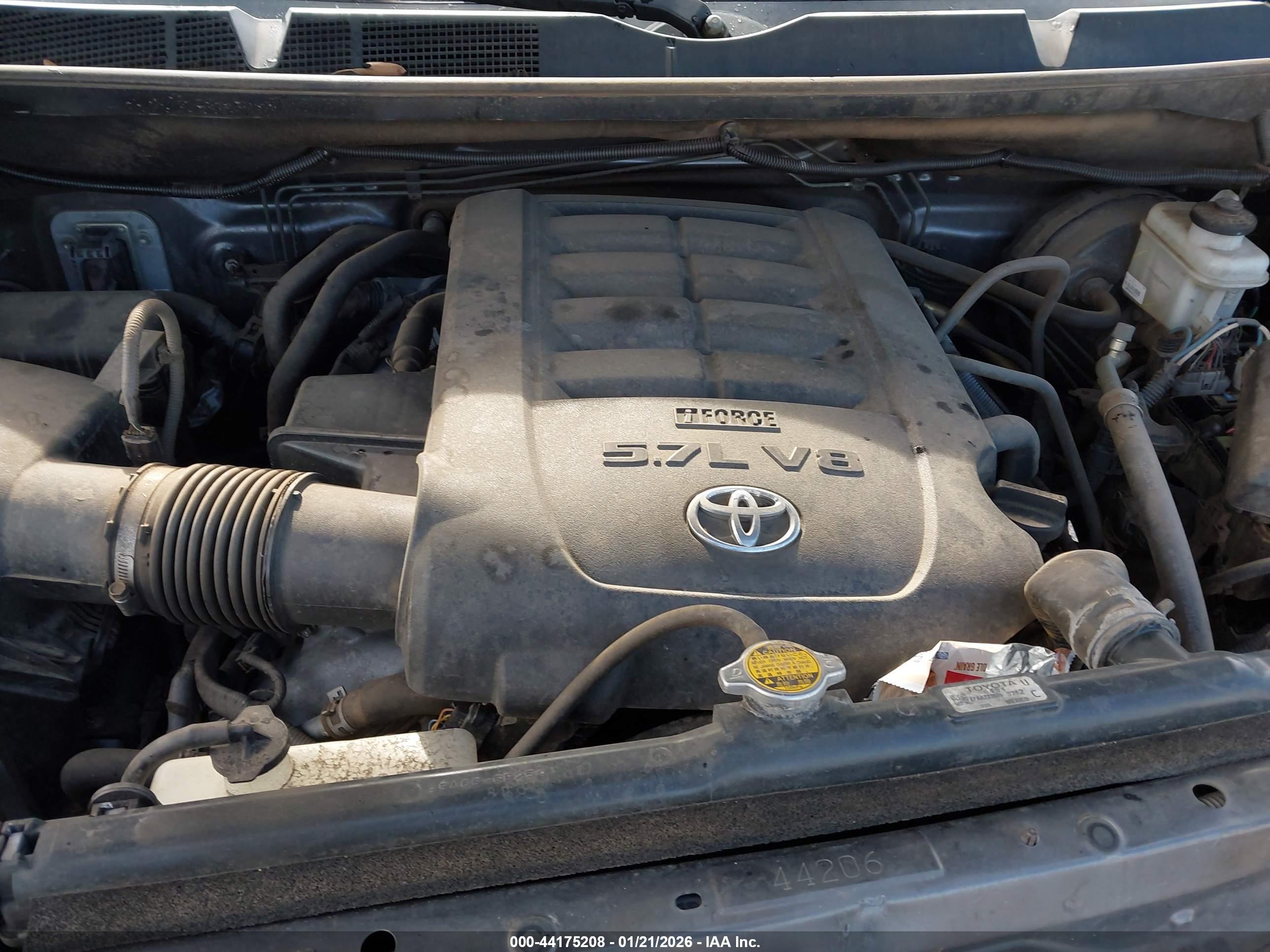 TOYOTA TUNDRA image 10