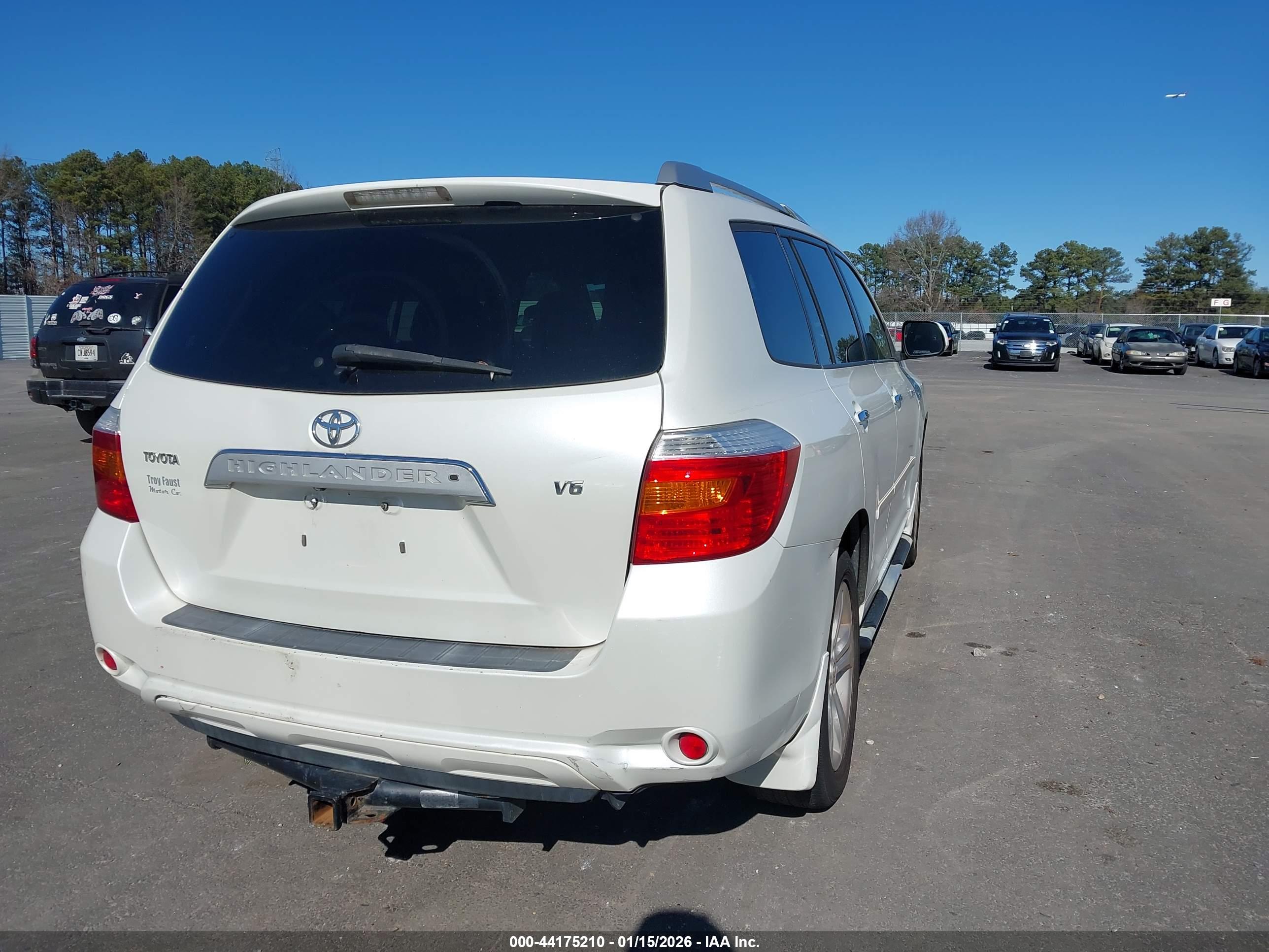 TOYOTA HIGHLANDER image 4