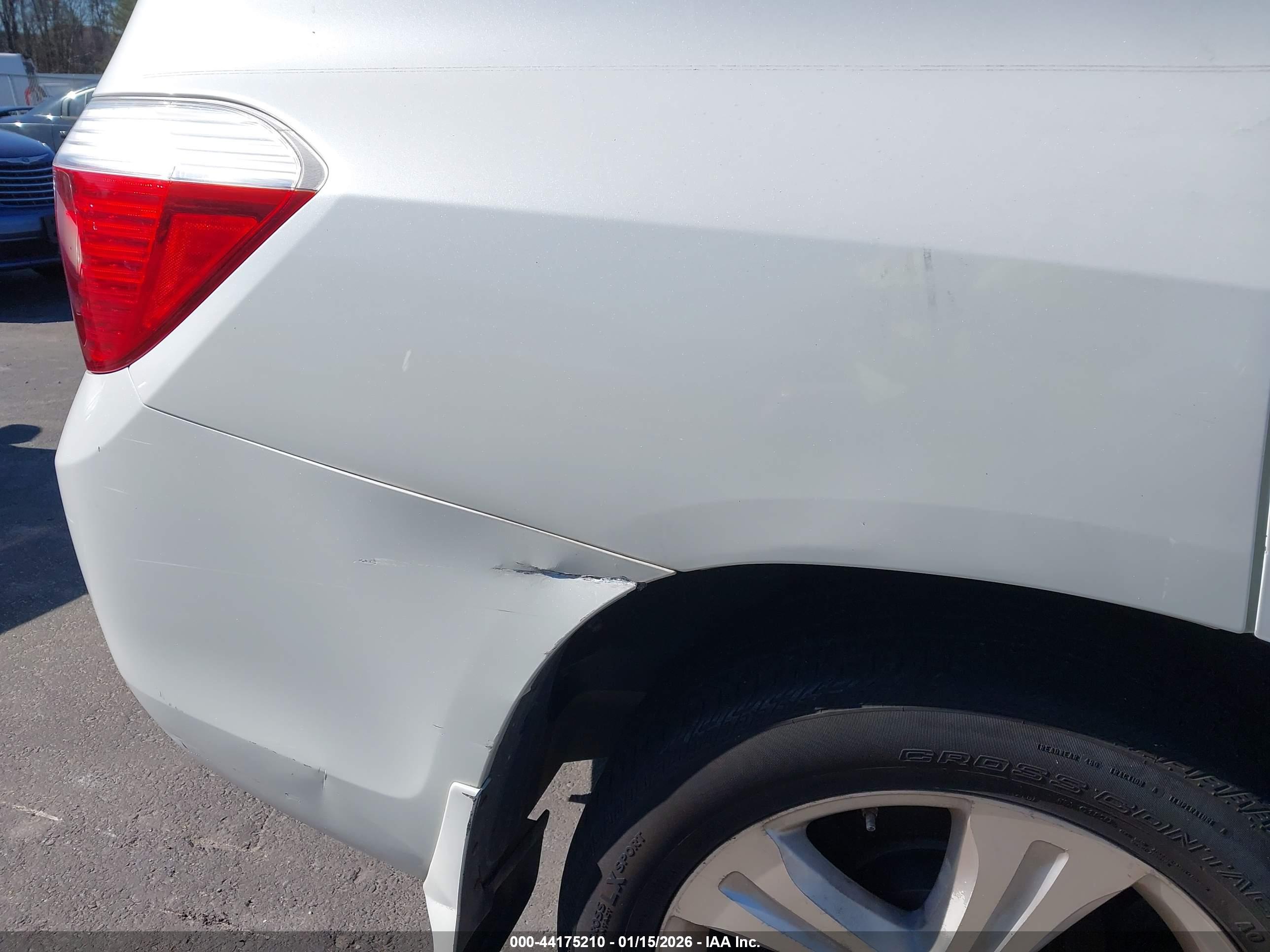 TOYOTA HIGHLANDER image 6