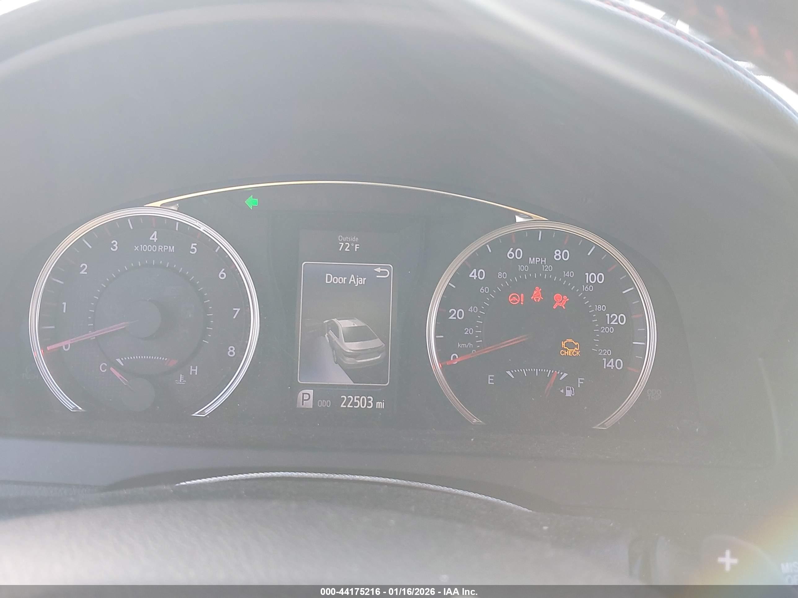 TOYOTA CAMRY image 7
