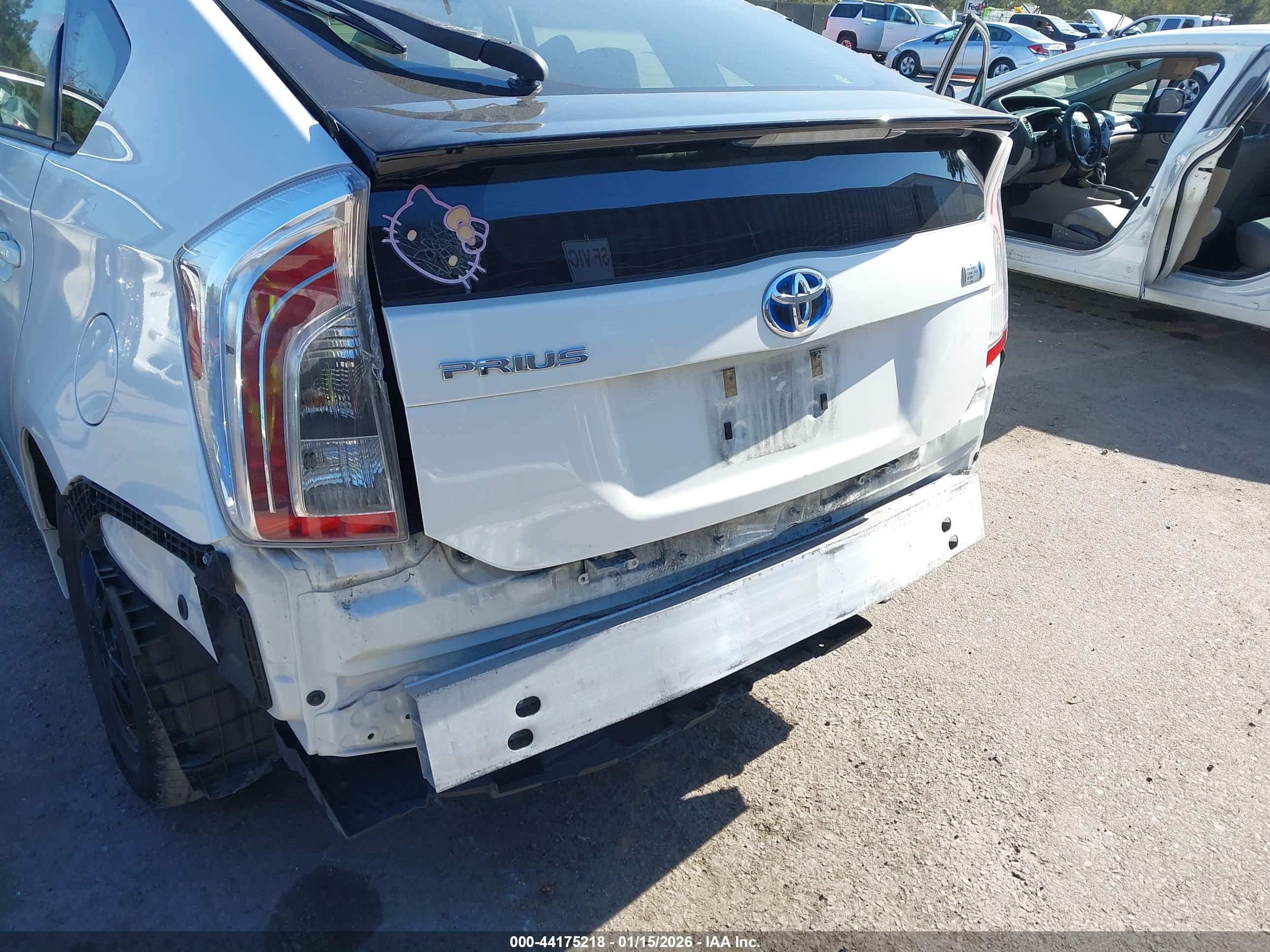 TOYOTA PRIUS image 6