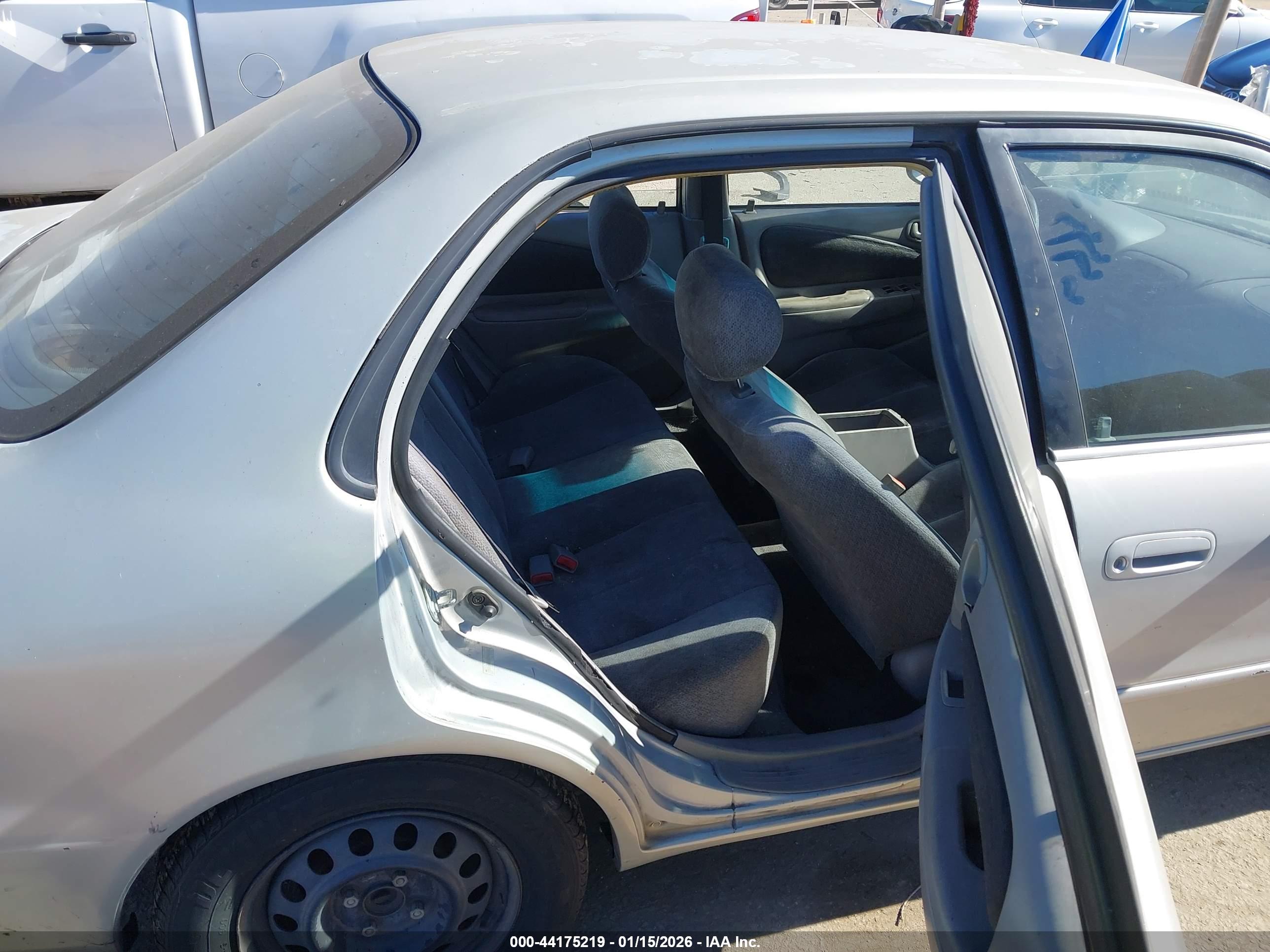 TOYOTA COROLLA image 8