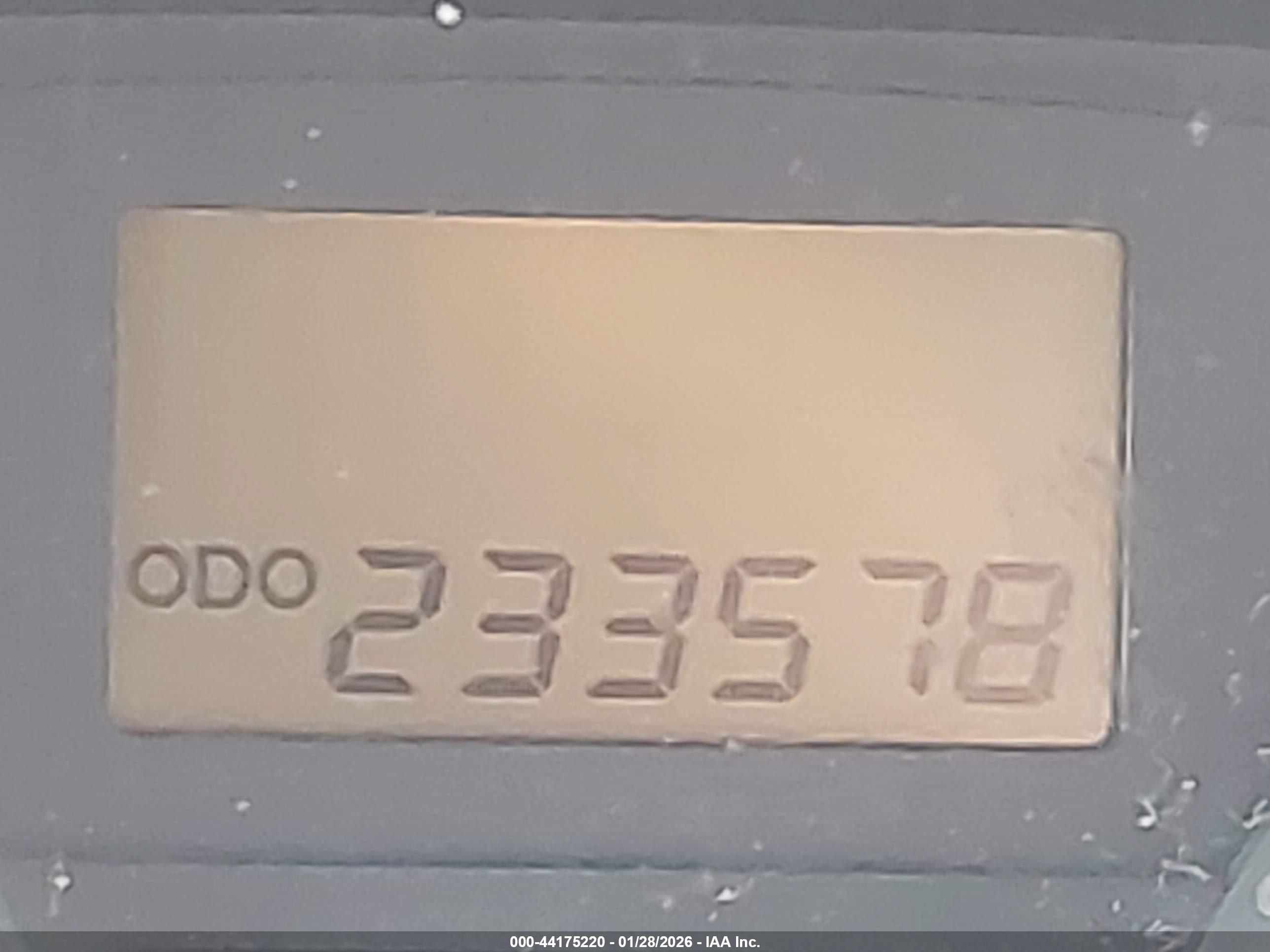 HYUNDAI ACCENT image 7