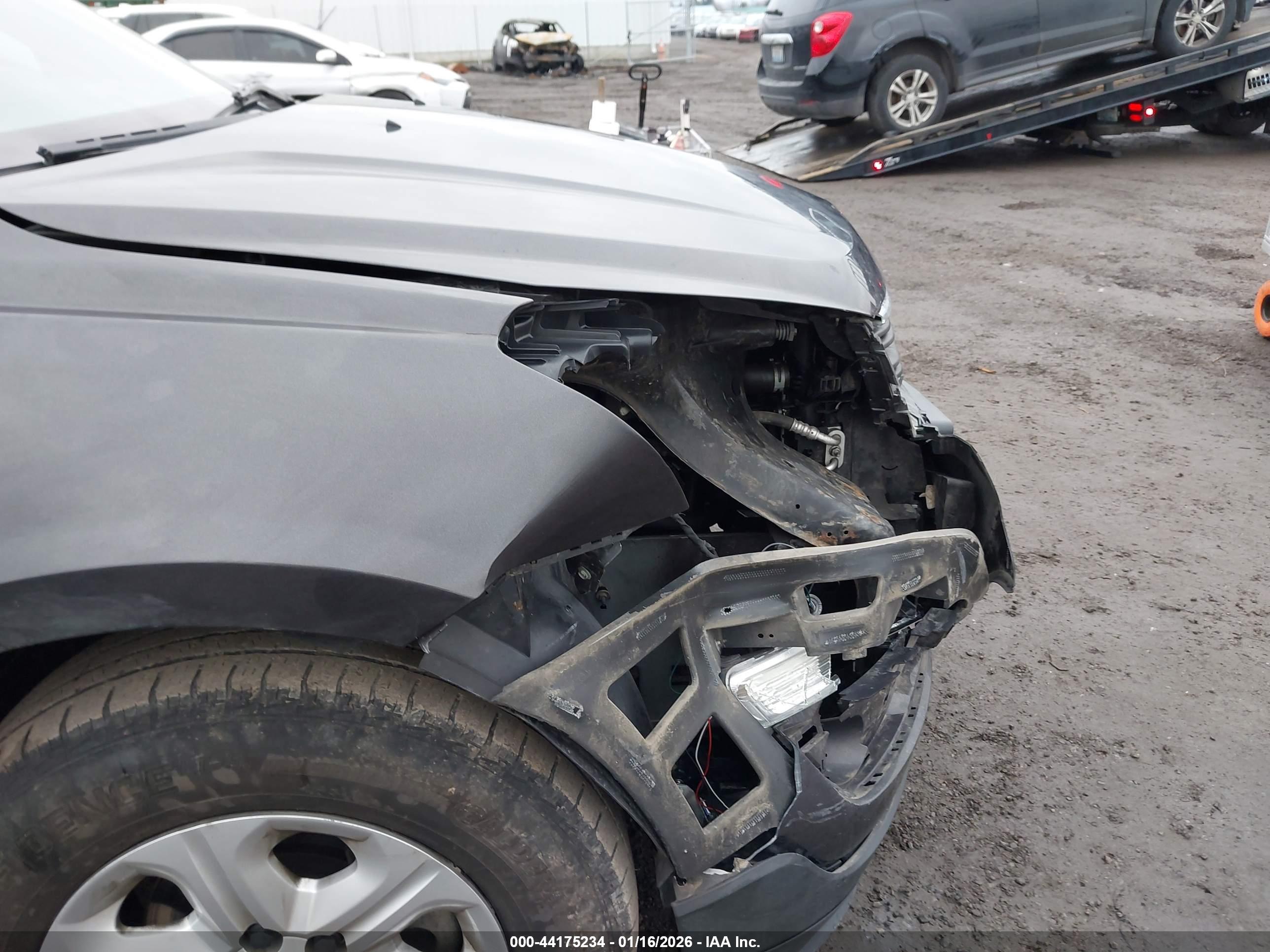 CHEVROLET TRAVERSE image 6