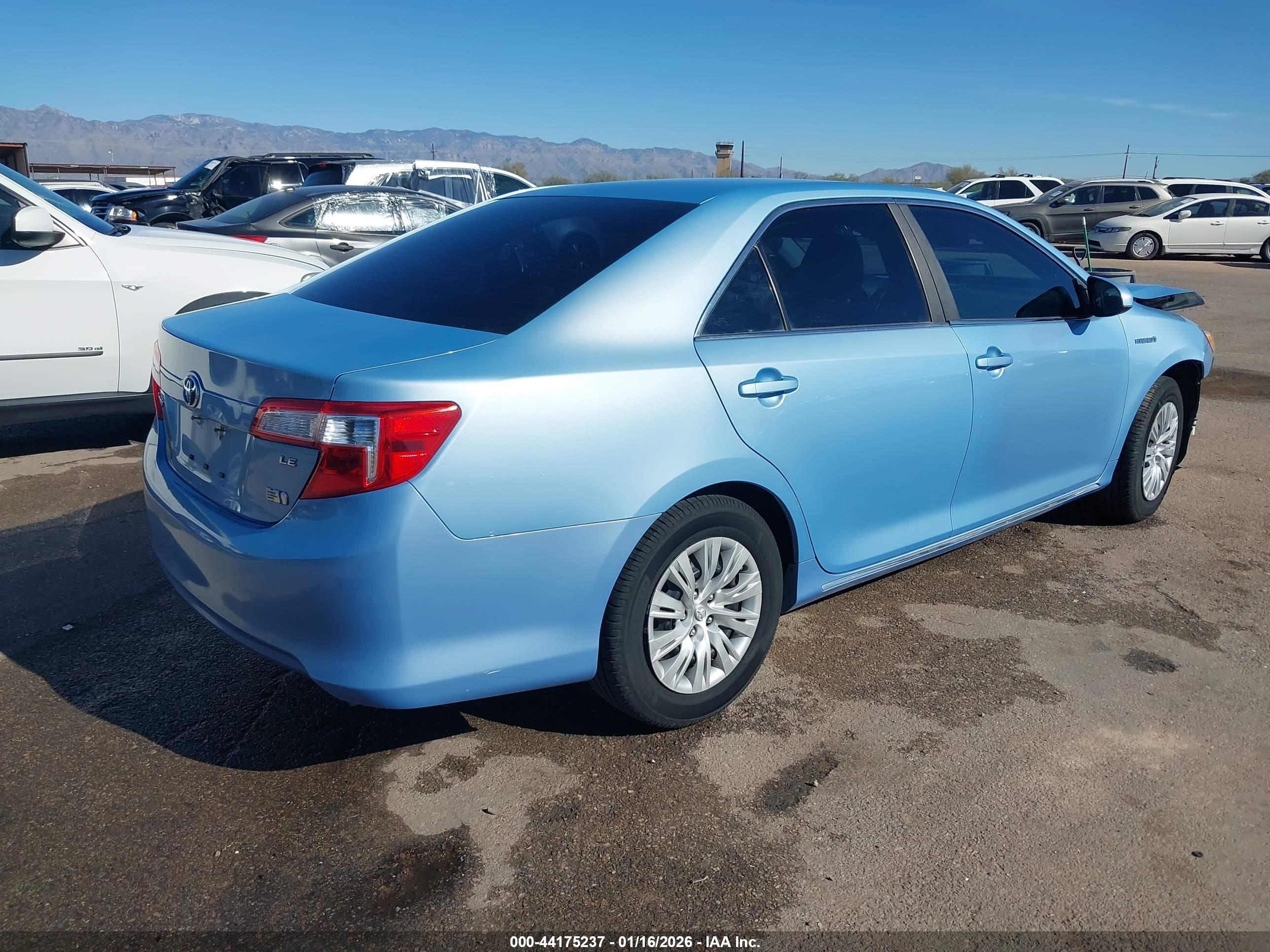 TOYOTA CAMRY image 4