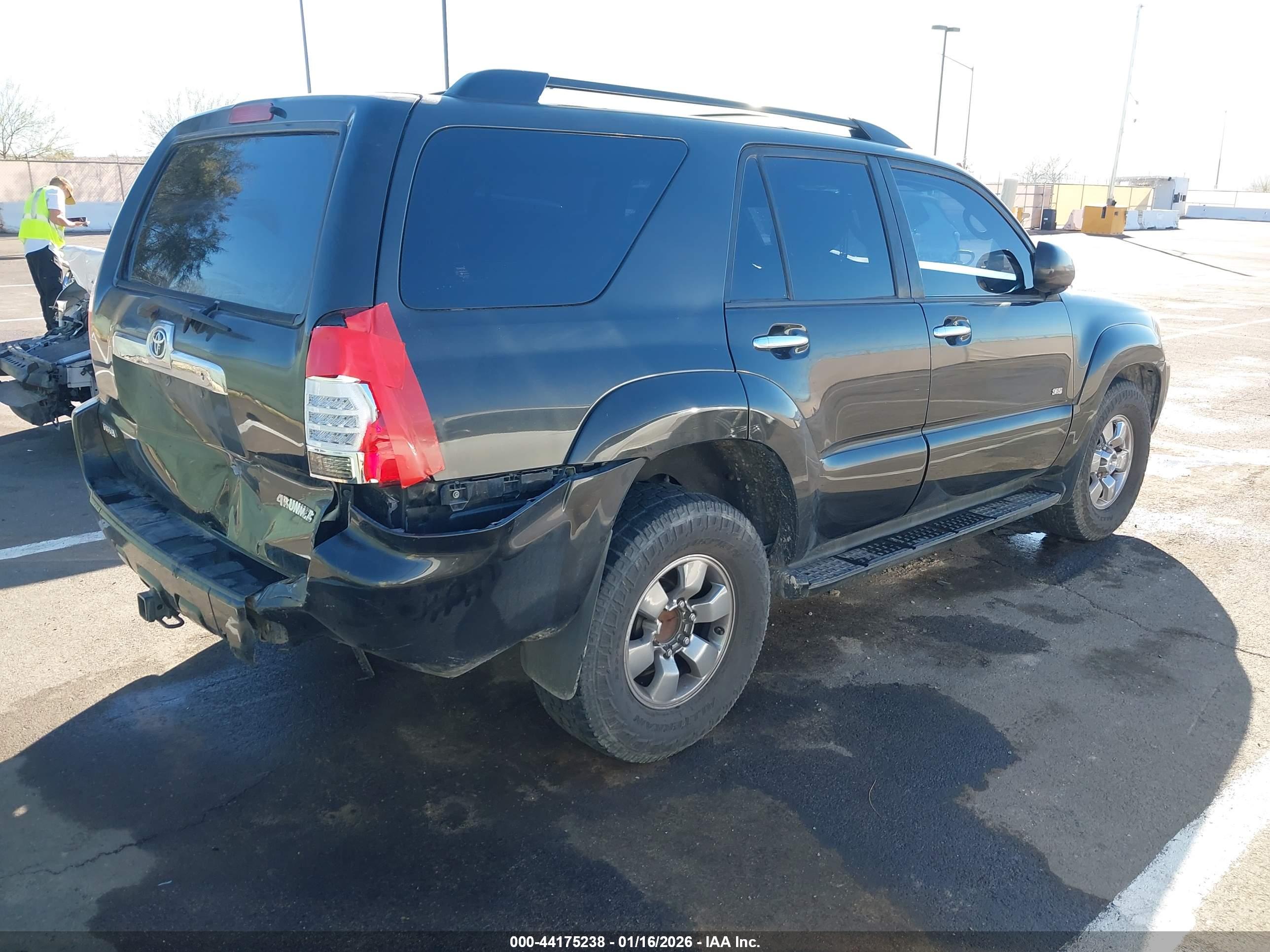 TOYOTA 4RUNNER image 4