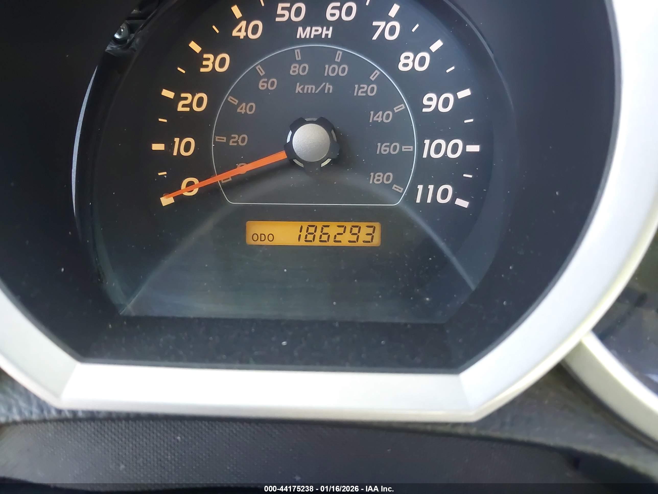 TOYOTA 4RUNNER image 7