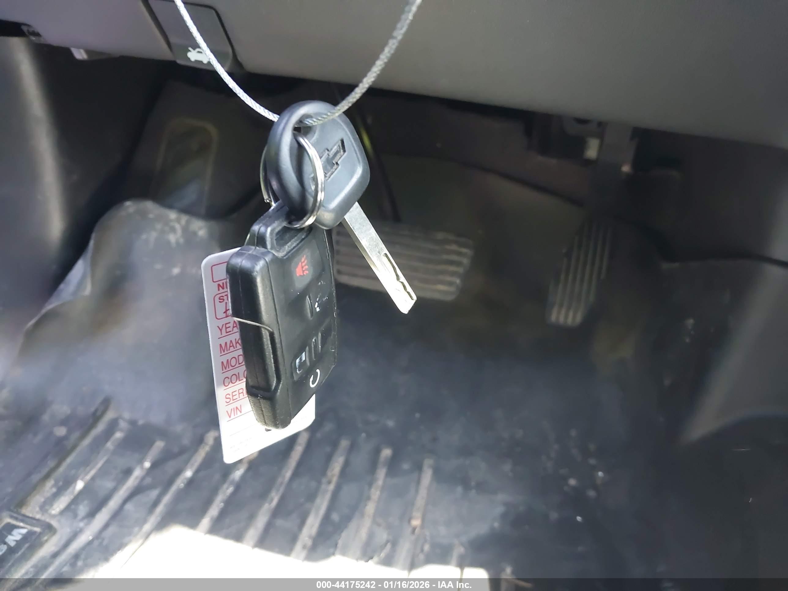 CHEVROLET SILVERADO image 11