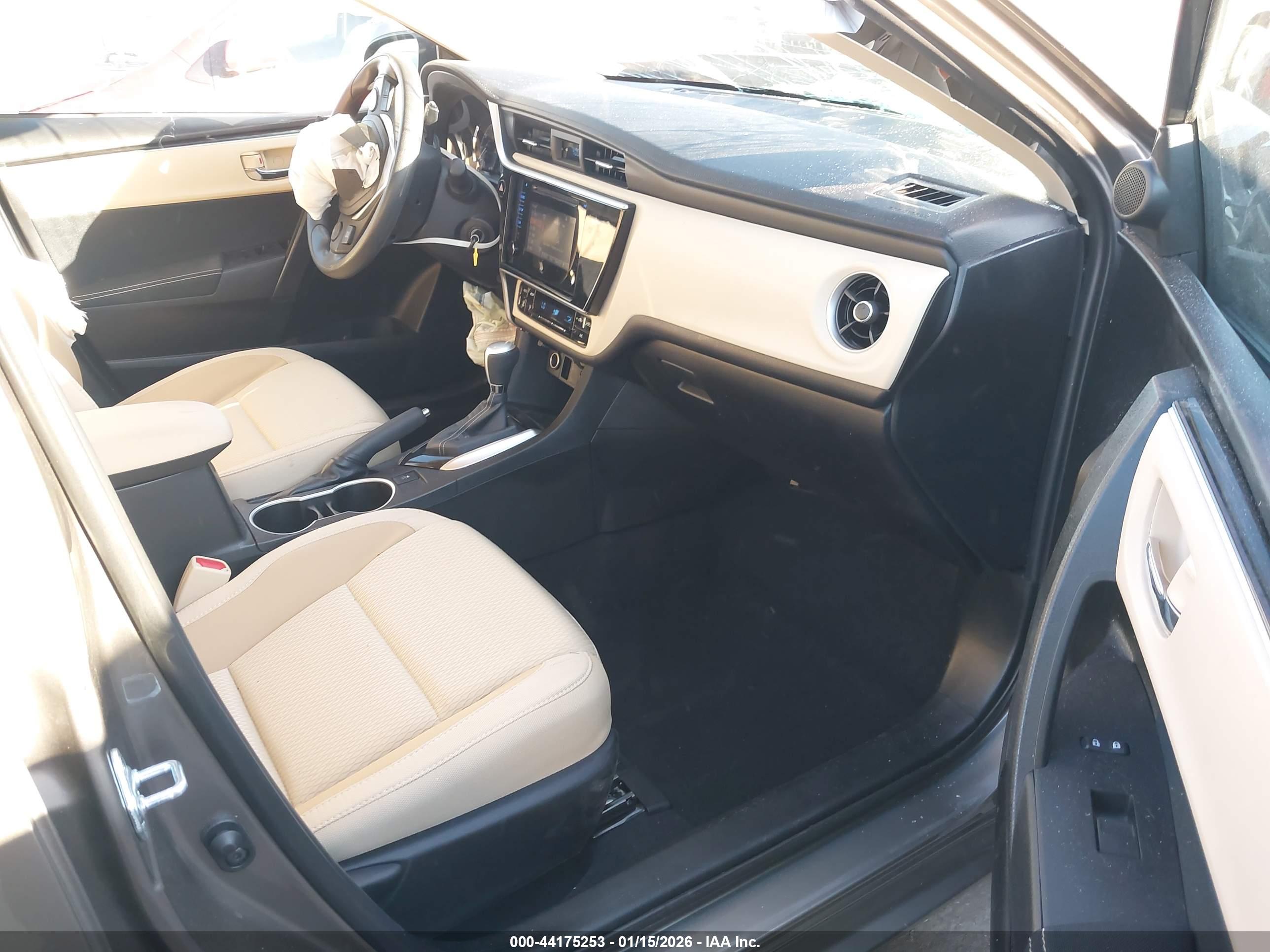 TOYOTA COROLLA image 5