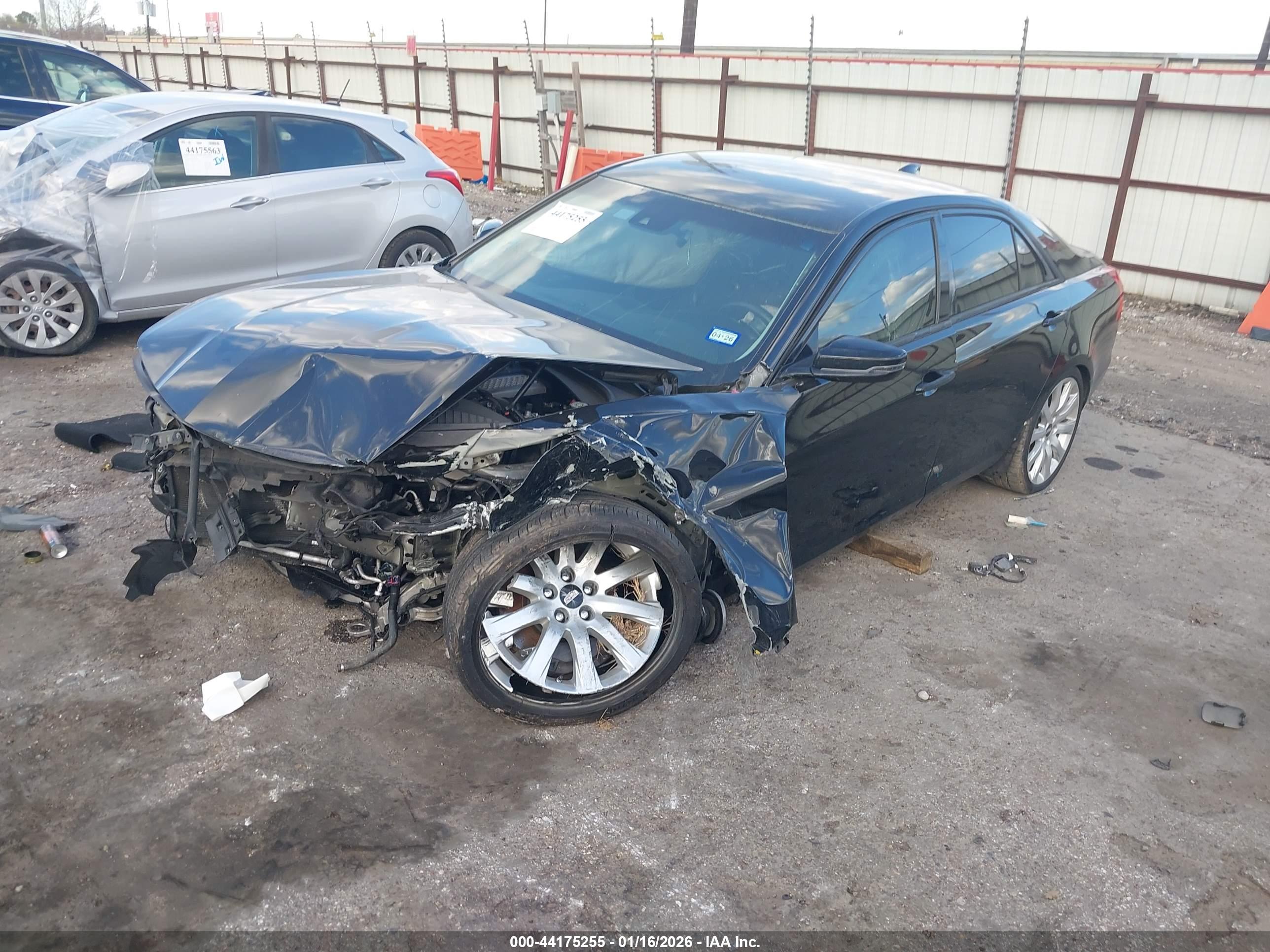 CADILLAC CTS image 2