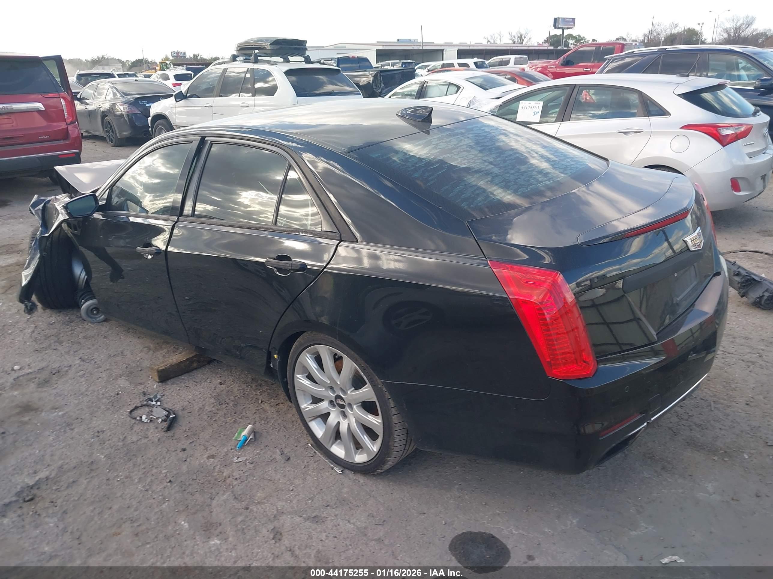 CADILLAC CTS image 3