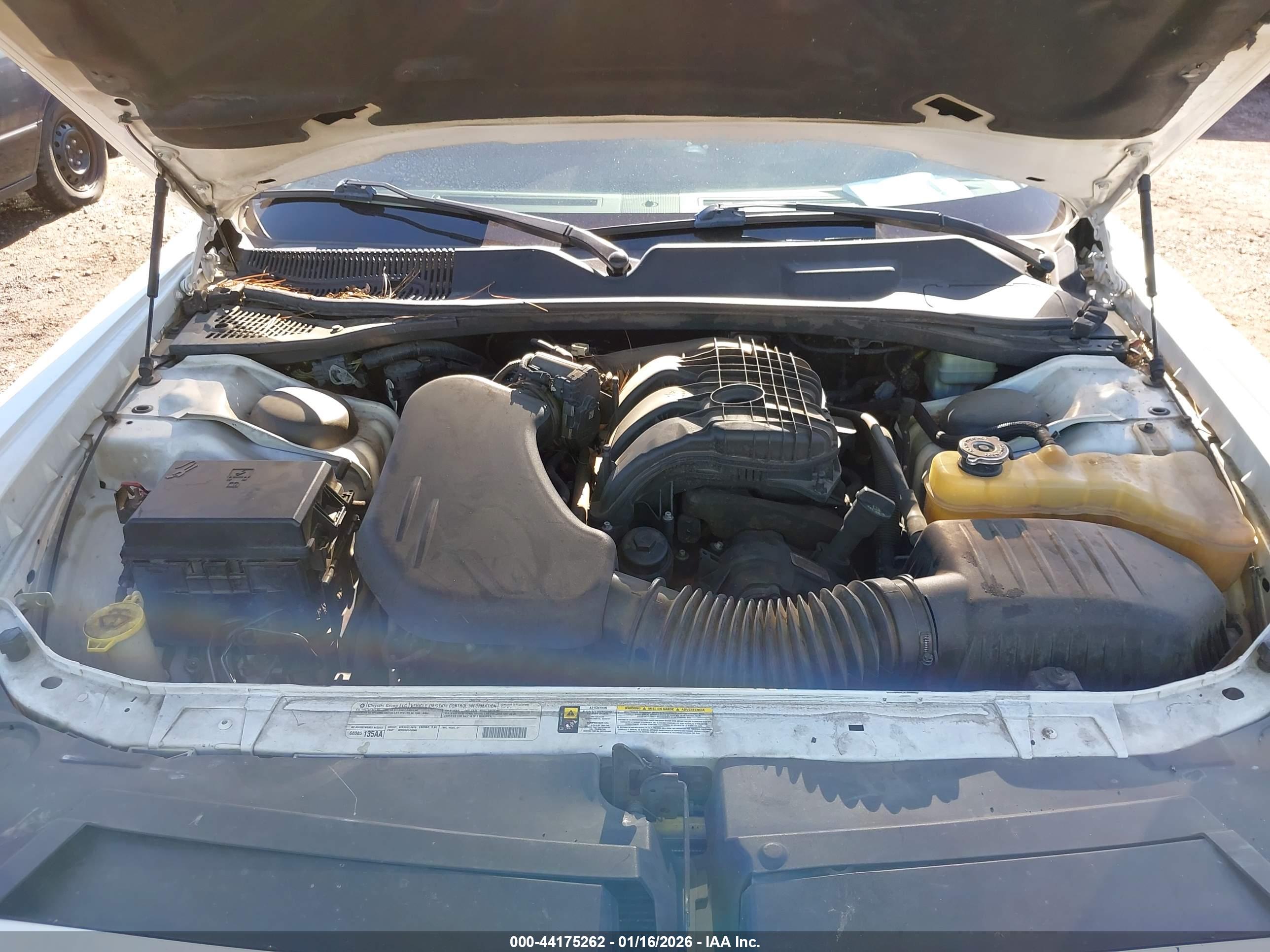 DODGE CHALLENGER image 10