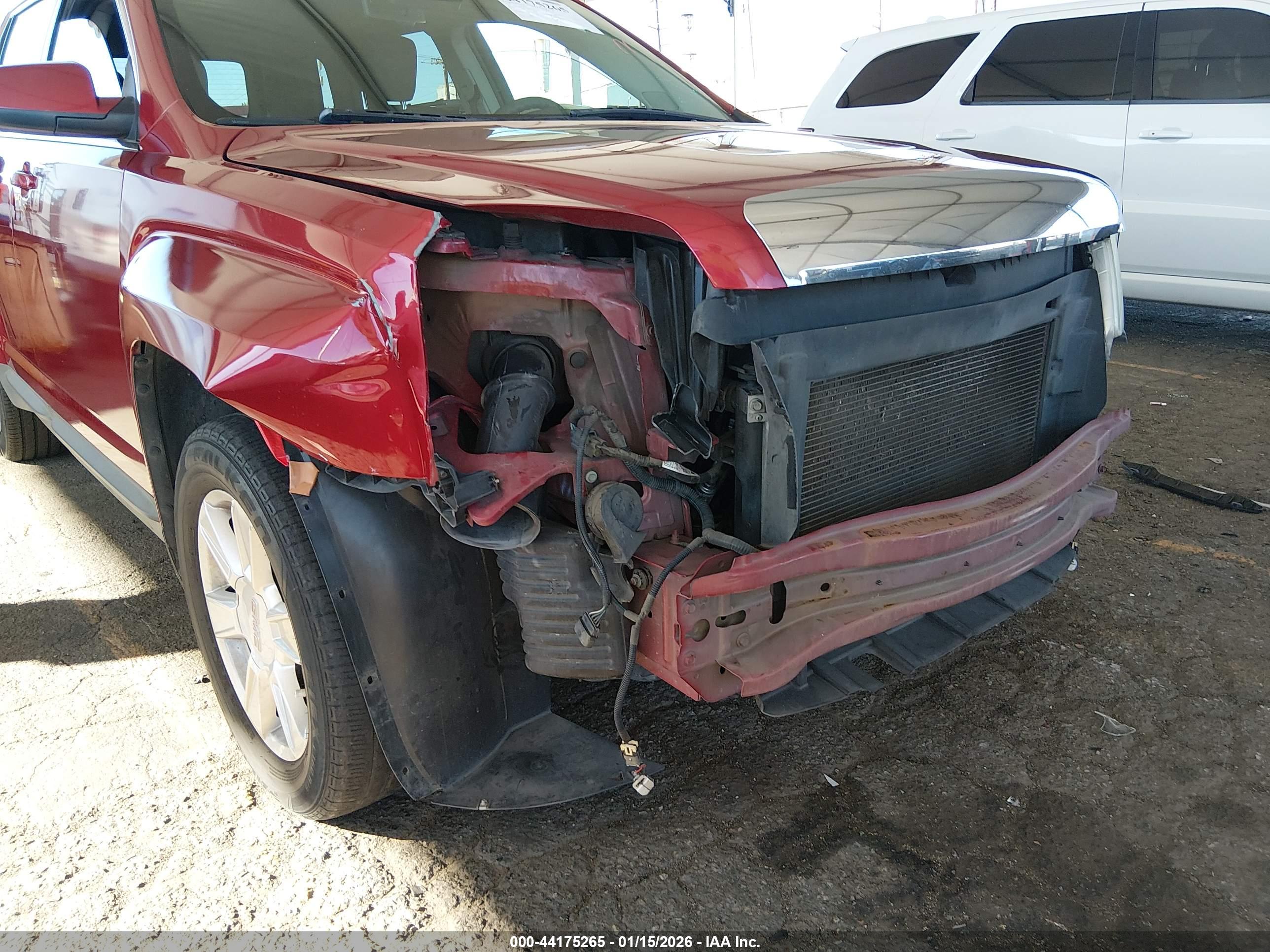 GMC TERRAIN image 6