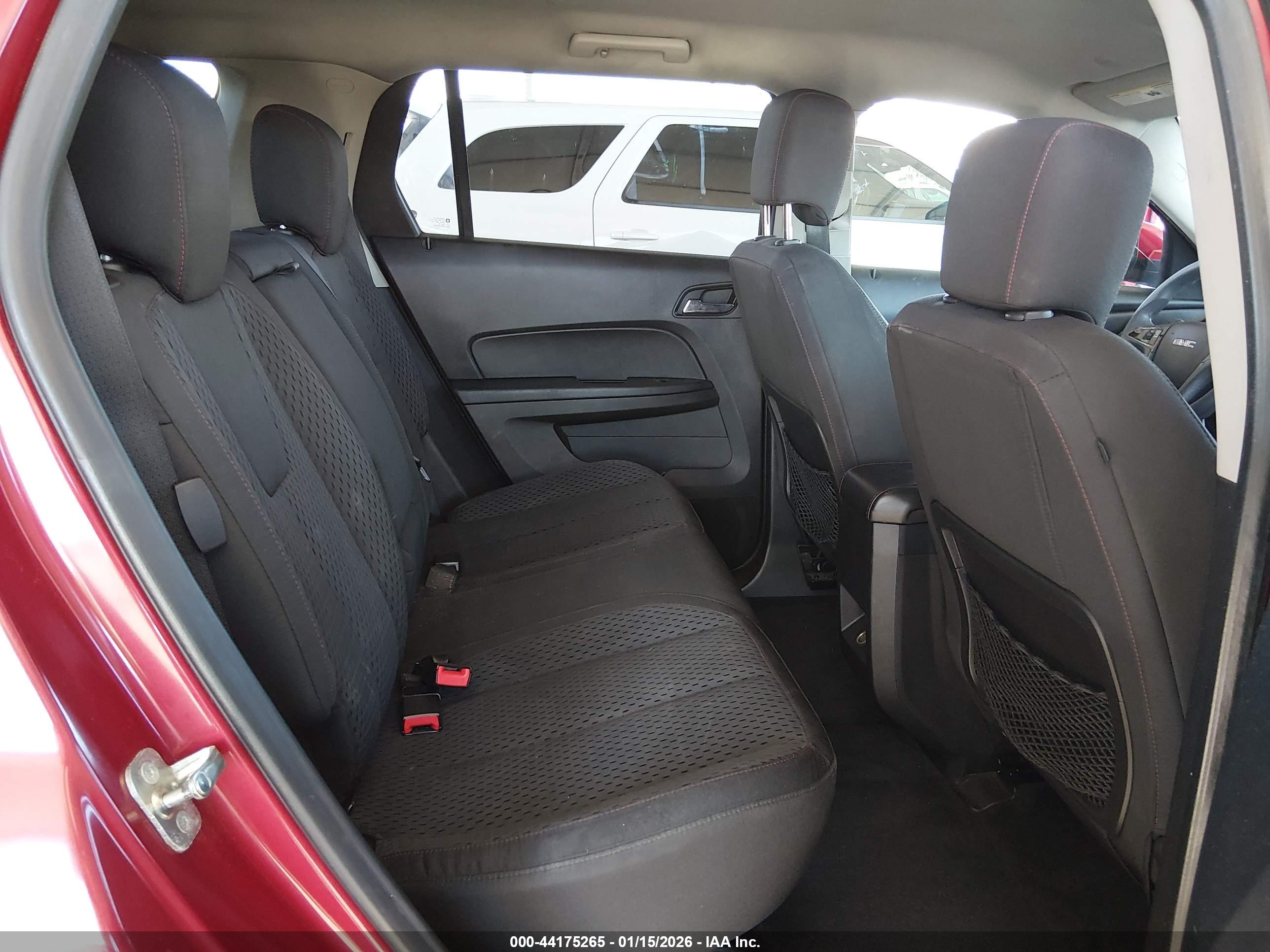 GMC TERRAIN image 8