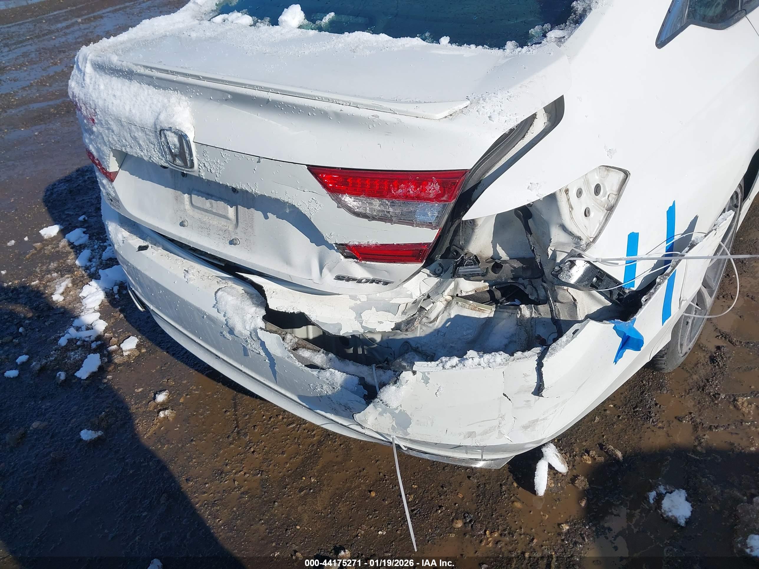 HONDA ACCORD image 6
