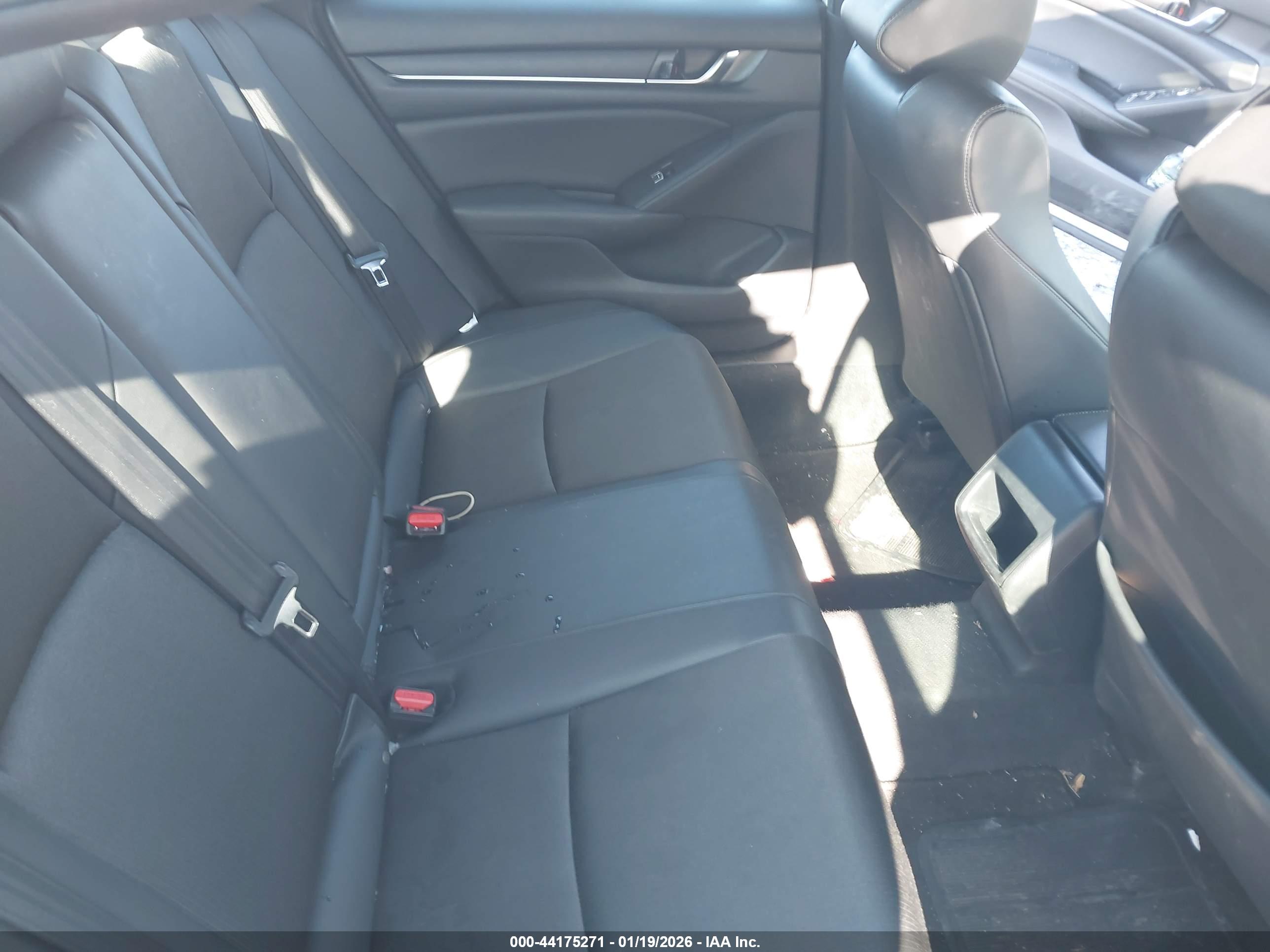 HONDA ACCORD image 8