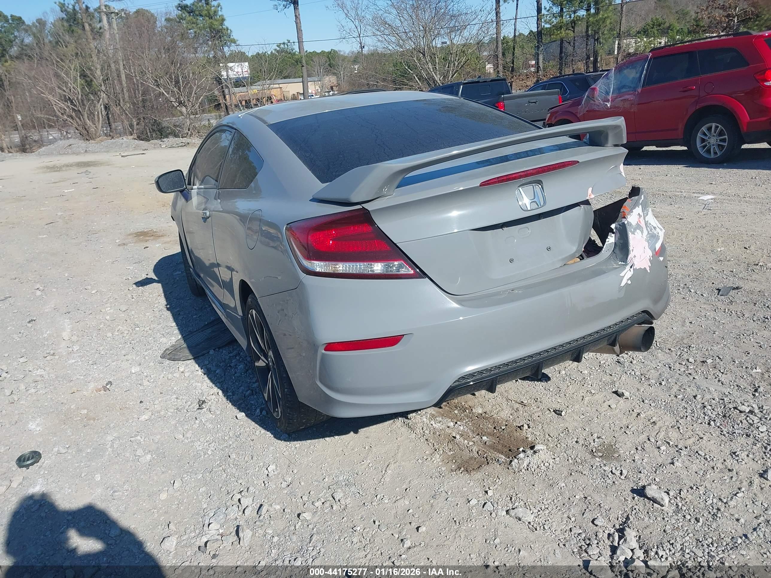 HONDA CIVIC image 3