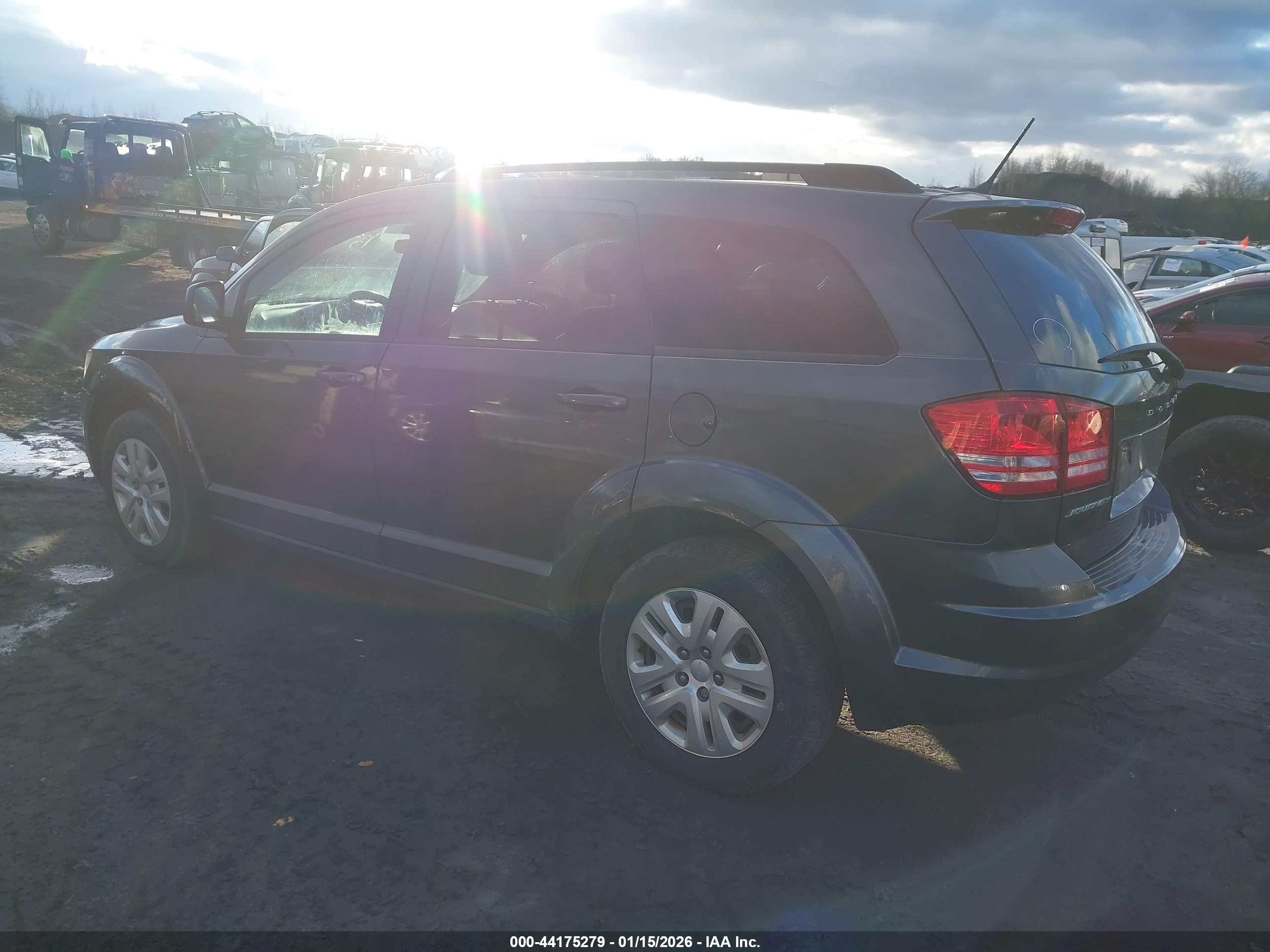 DODGE JOURNEY image 3
