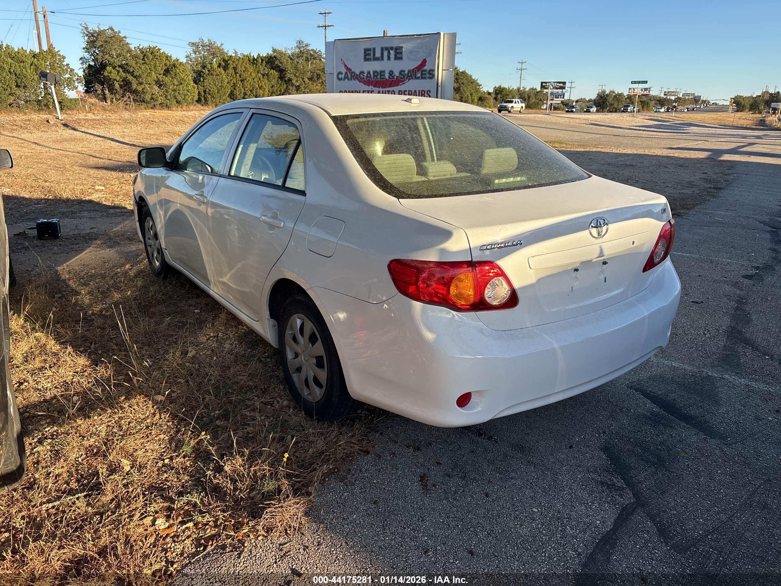 TOYOTA COROLLA image 3