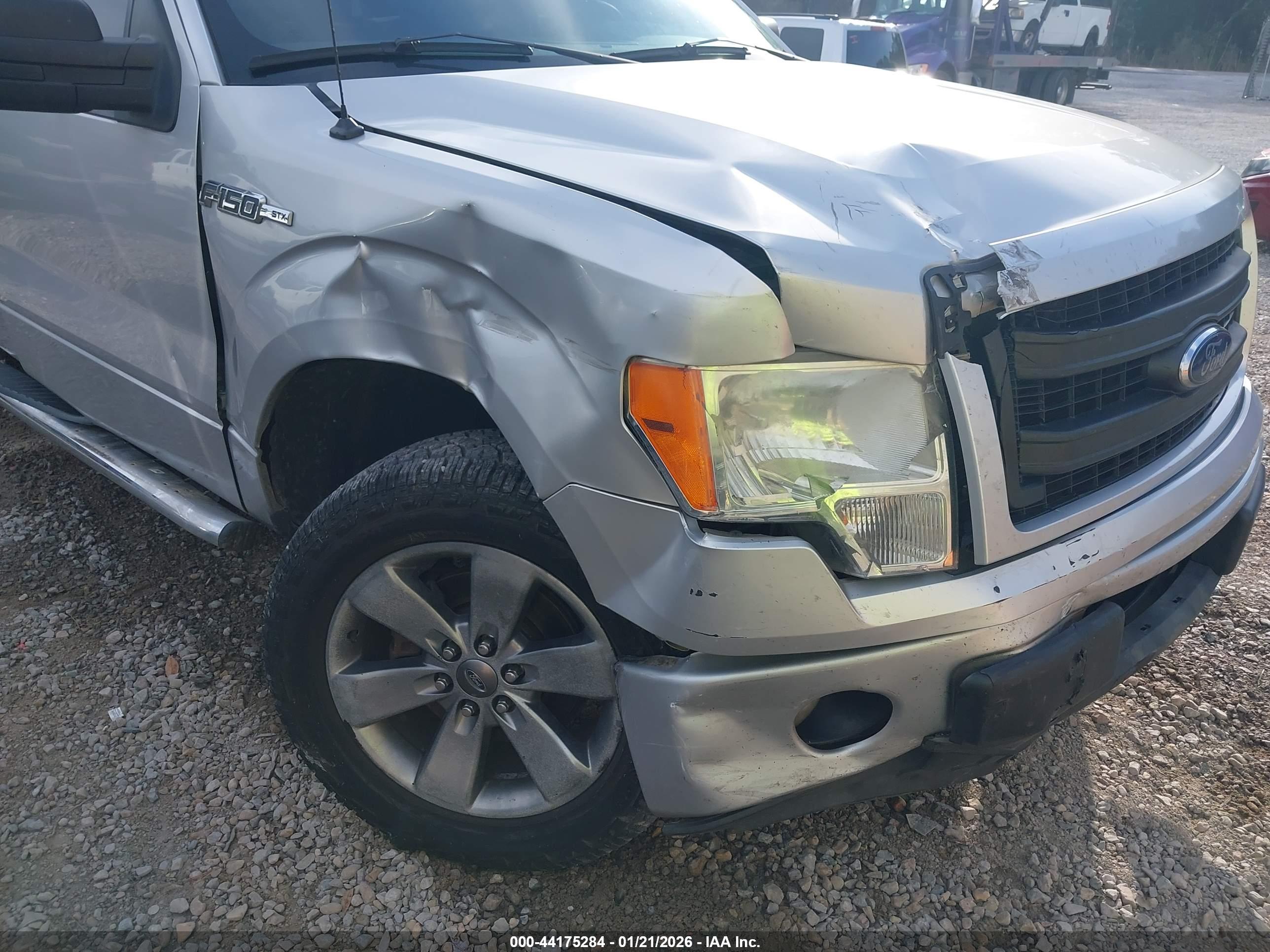 FORD F-150 image 6