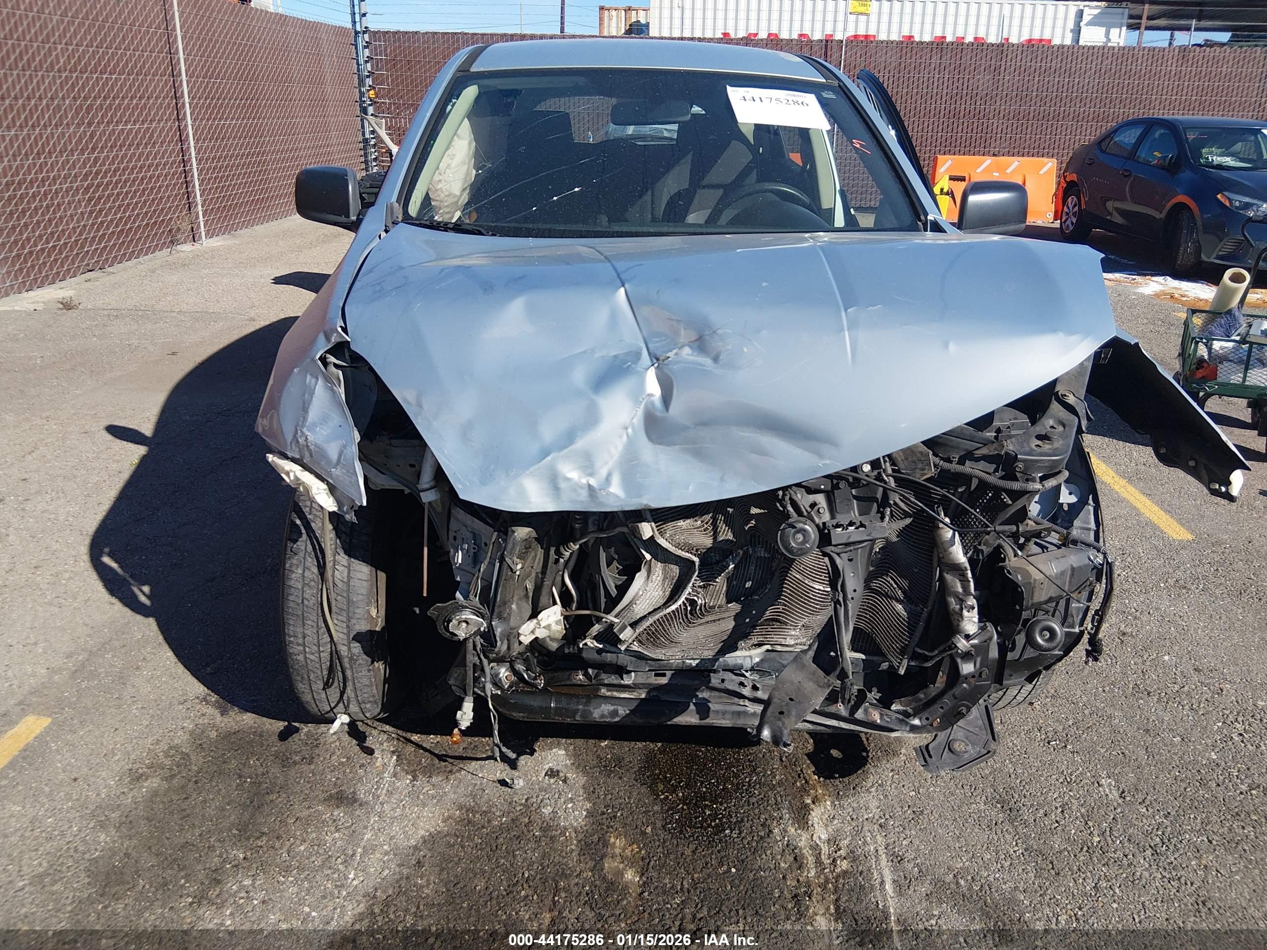 NISSAN ROGUE image 6