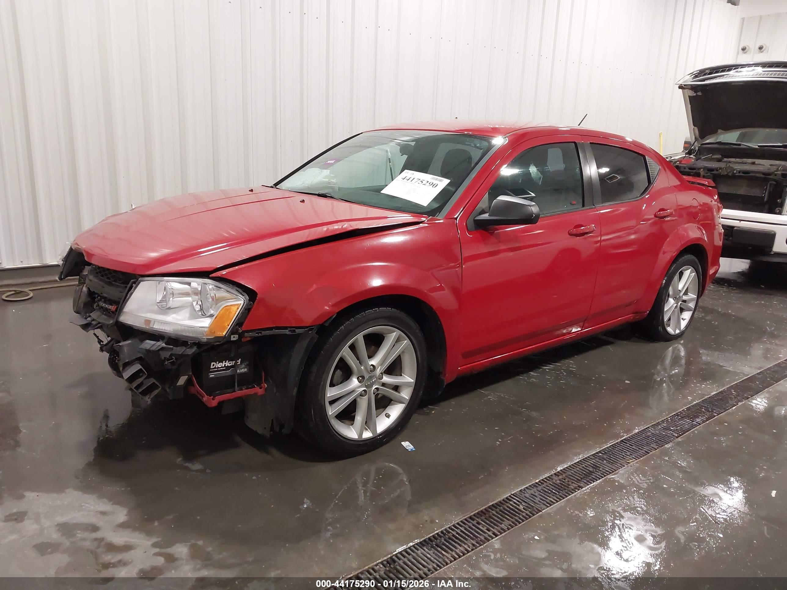 DODGE AVENGER image 2
