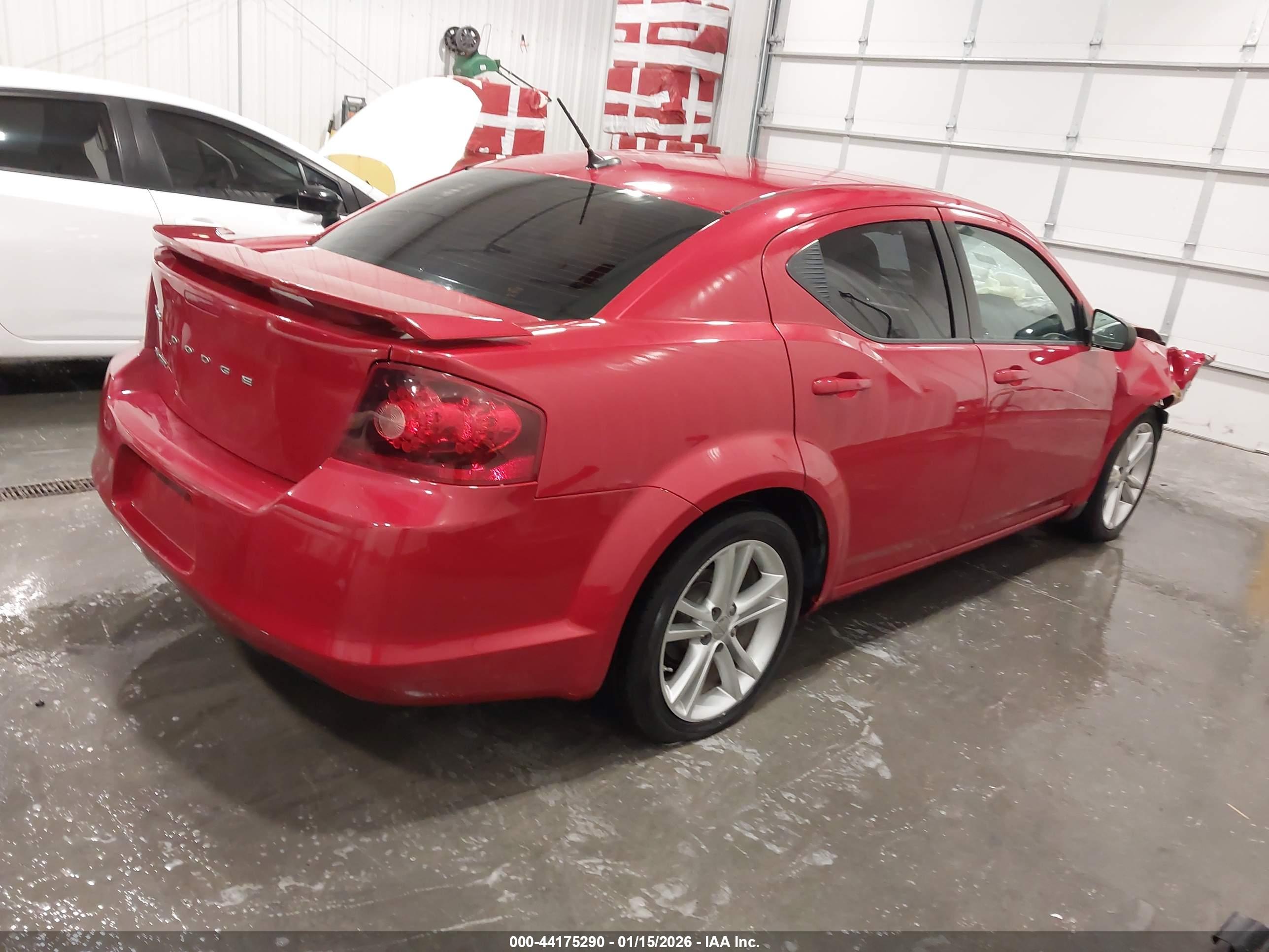 DODGE AVENGER image 4