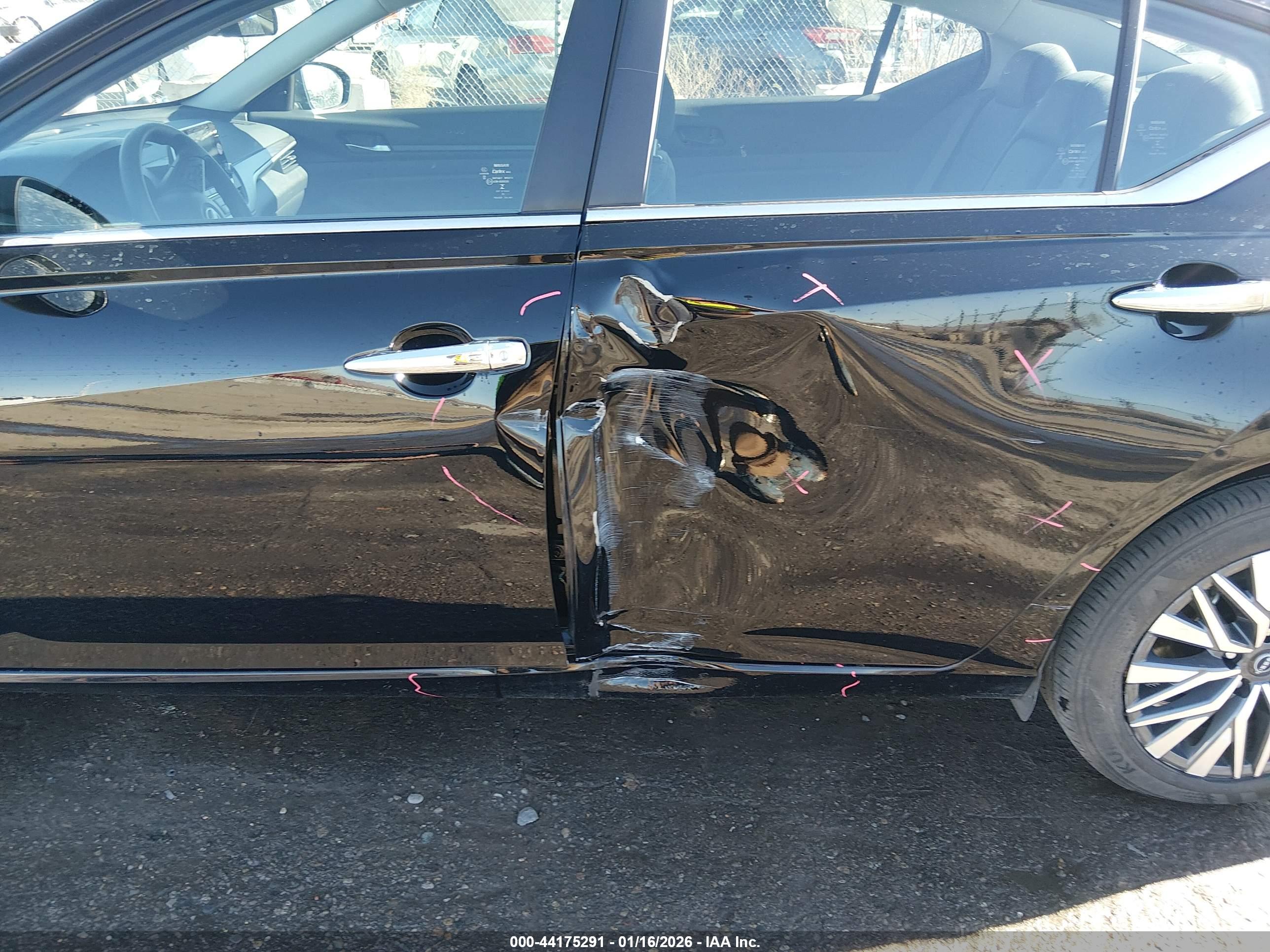 NISSAN ALTIMA image 6